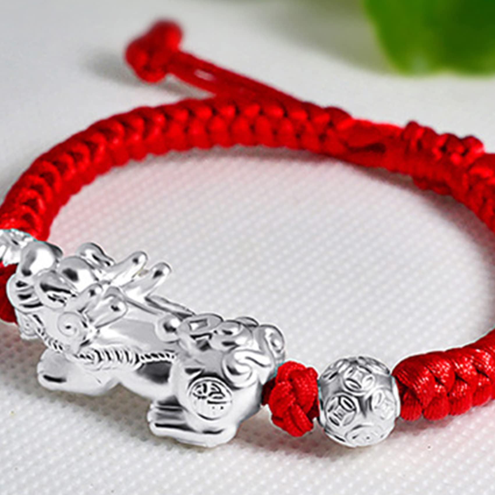 Pulsera de Hilo Rojo Pulsera de Plata de Ley 925 Feng Shui Pixiu Pulsera for Mujeres Hombres Pi Yao Amuleto Pulsera for Protección Riqueza Buena Suerte Pulsera de Cuerda Roja/Negra,Red,Small