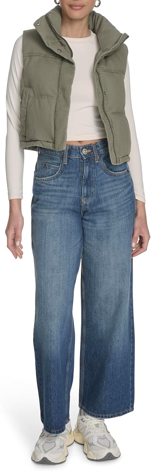 Levi's womens Cropped Cotton Puffer - Image 2