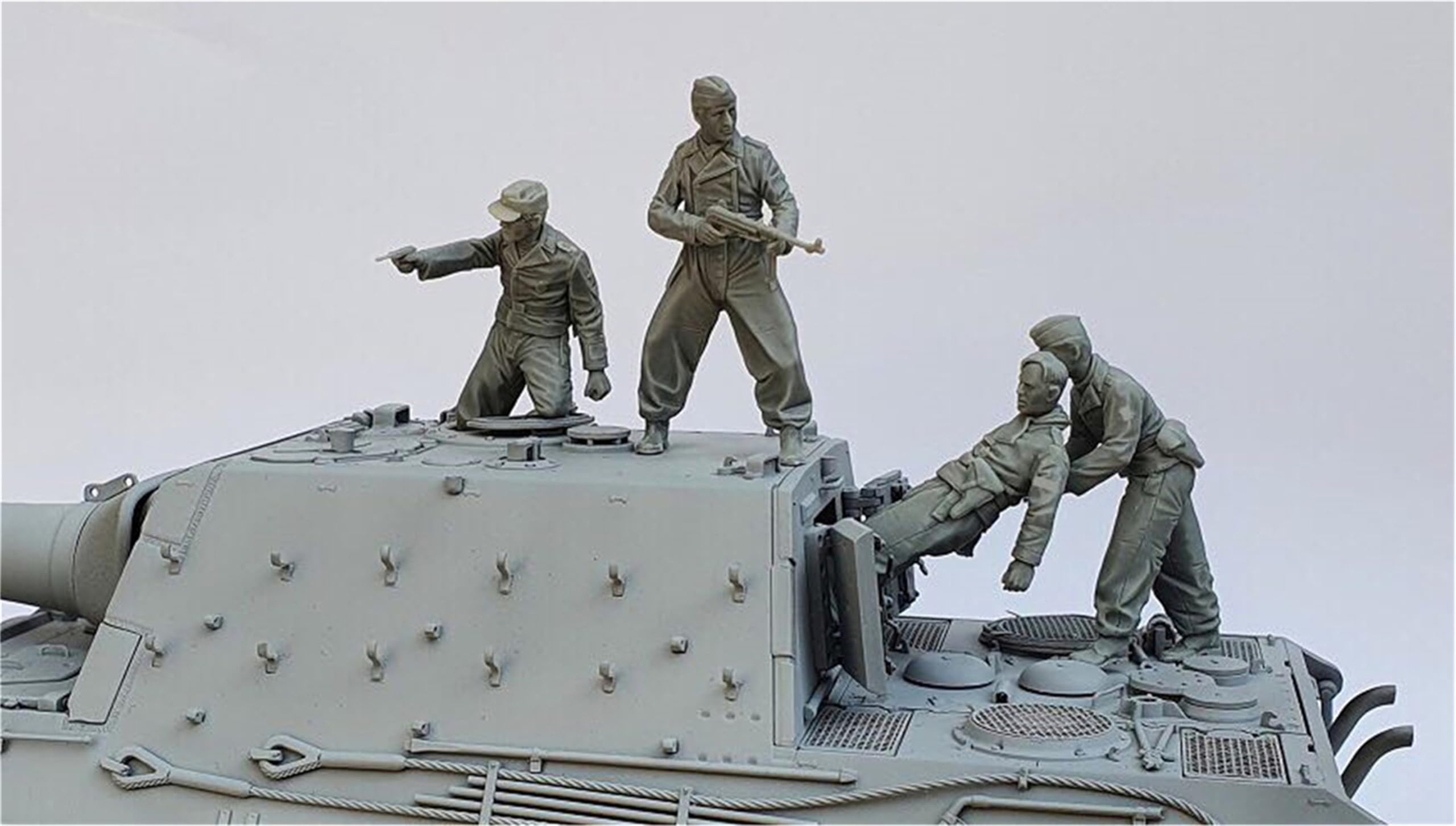TRUEGRIS 1/35 WWII German Tank Soldier Resin Model Kit Unpainted and Unassembled (4 people, no tank) //k5w3J6