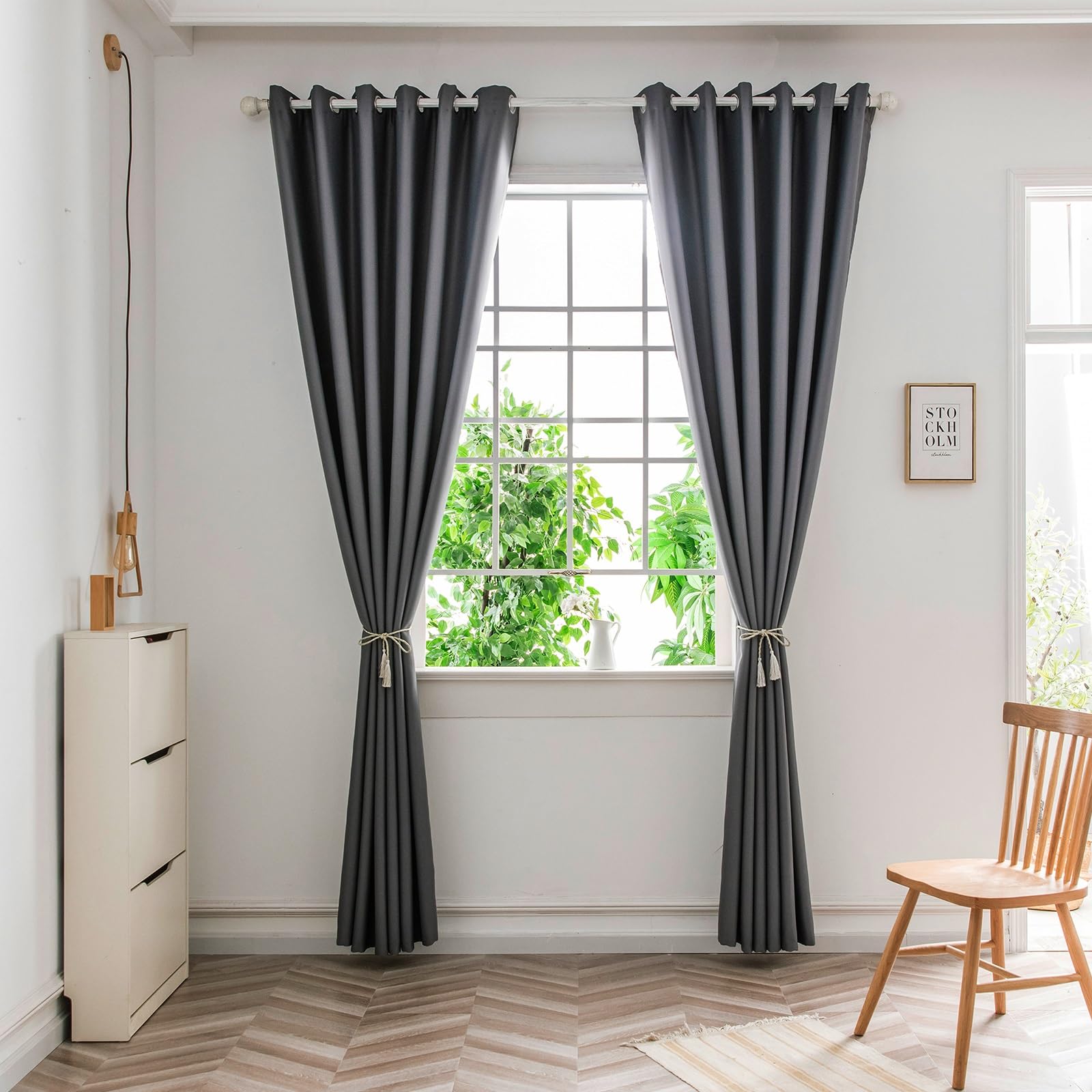 Ösenvorhang 2Er Set Verdunklungsvorhänge 90 x 110 cm Größe Und Farbe Wählbar, Gardinenschals mit Schlaufen, mit Raffhalter für Küche Fensterdekoration, Grau