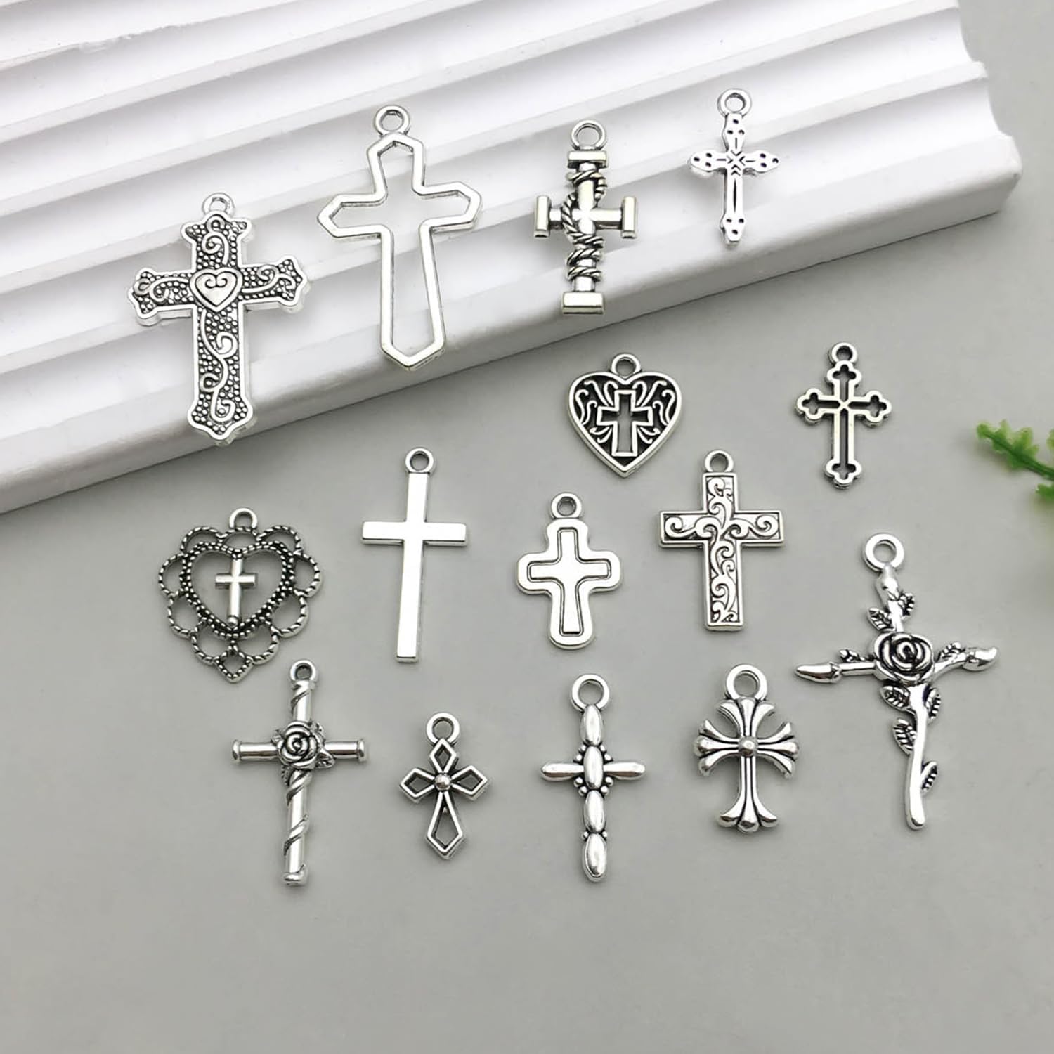 iloveDIYbeads 75pcs Cross Pendants Charms Pendants for Crafting, Jewelry Findings Making Accessory for DIY Necklace Jewelry Making (SN678) - Image 2