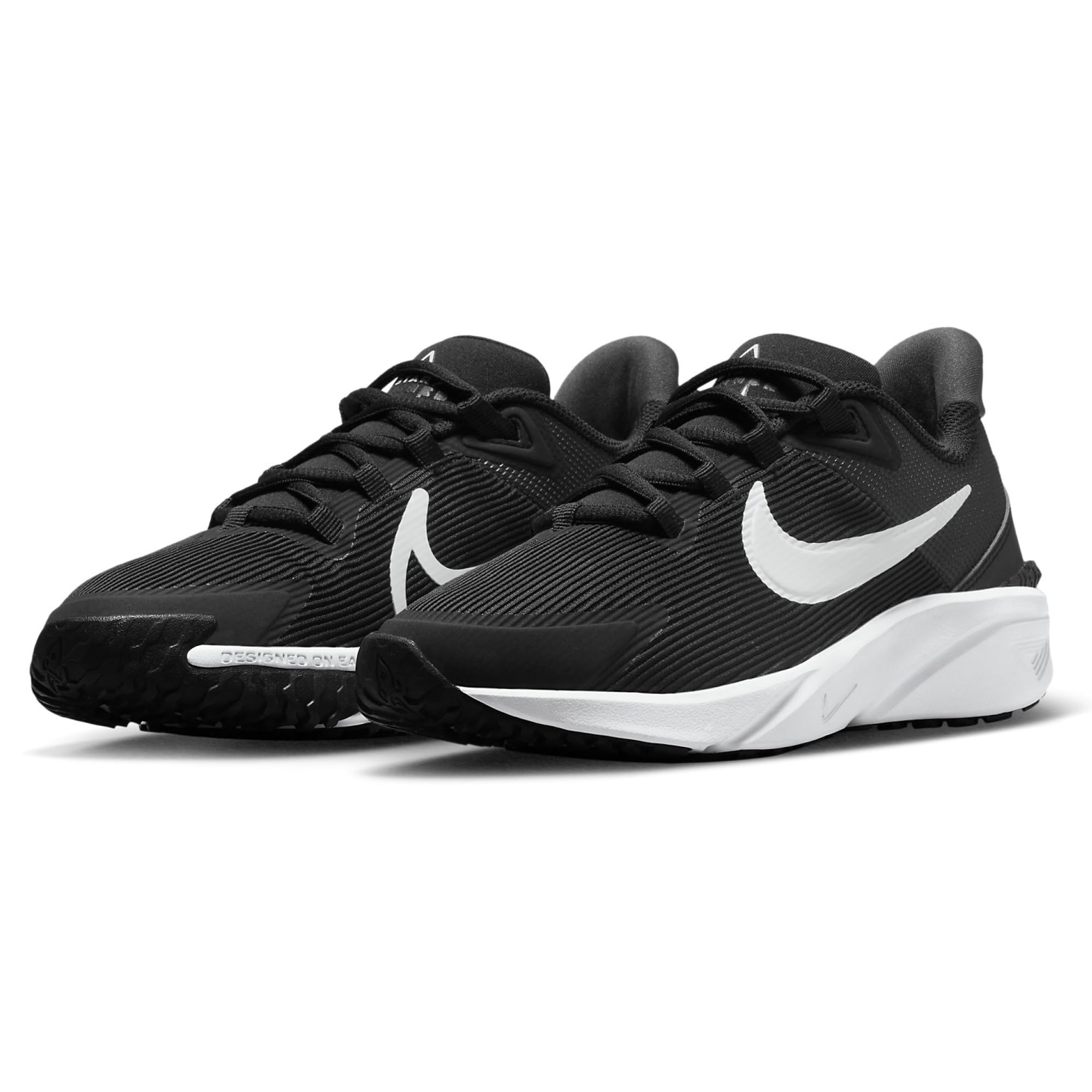 Nike Star Runner 4 Boys DX7615-001 (Black/White-Anthracite), Size 3.5