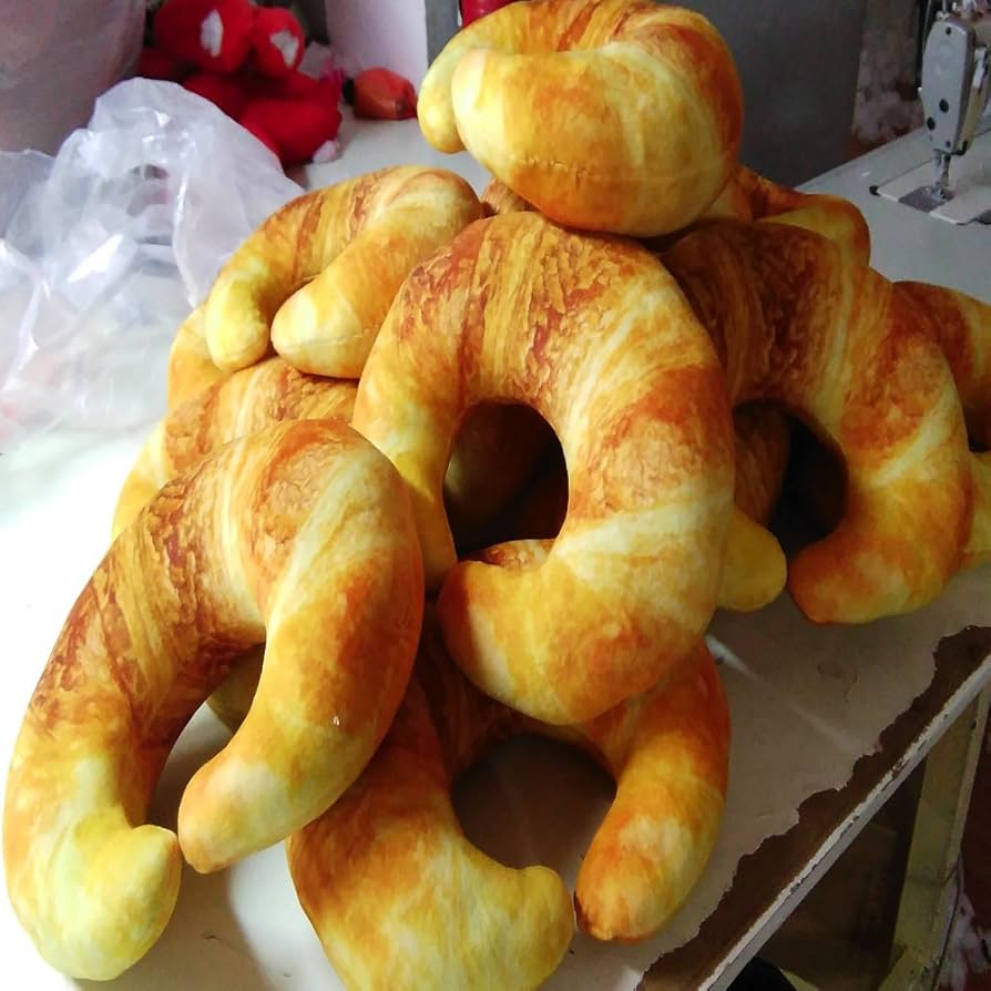 Amazon.co.jp: もっちり パン型クッション 食パン クロワッサン