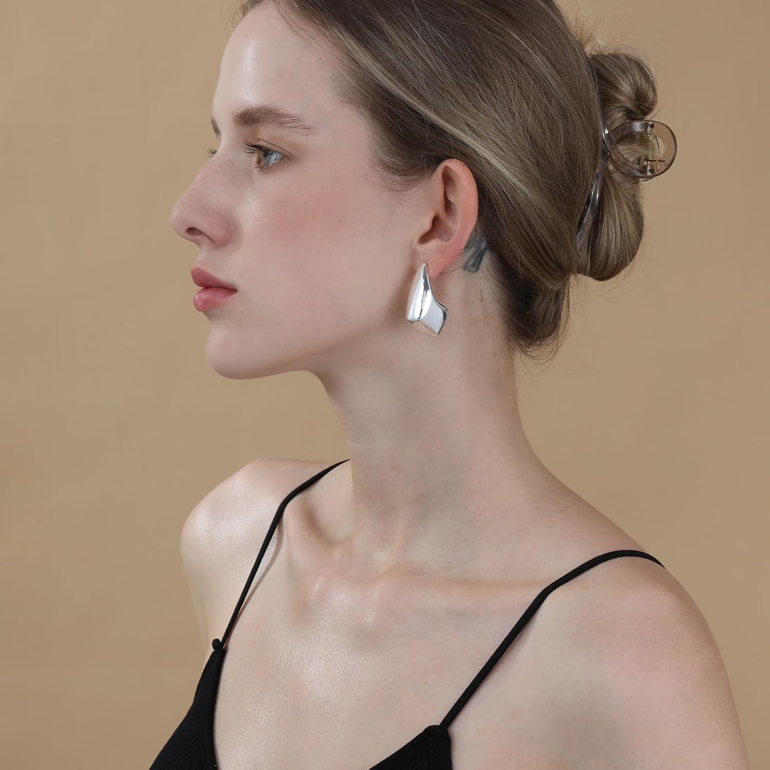 Apsvo Gold/Silver Chunky Earrings for Women, Gold Thick Hoop Earrings Statement Earring Lightweight Drop Dangle Earring Trendy Jewelry - Image 4