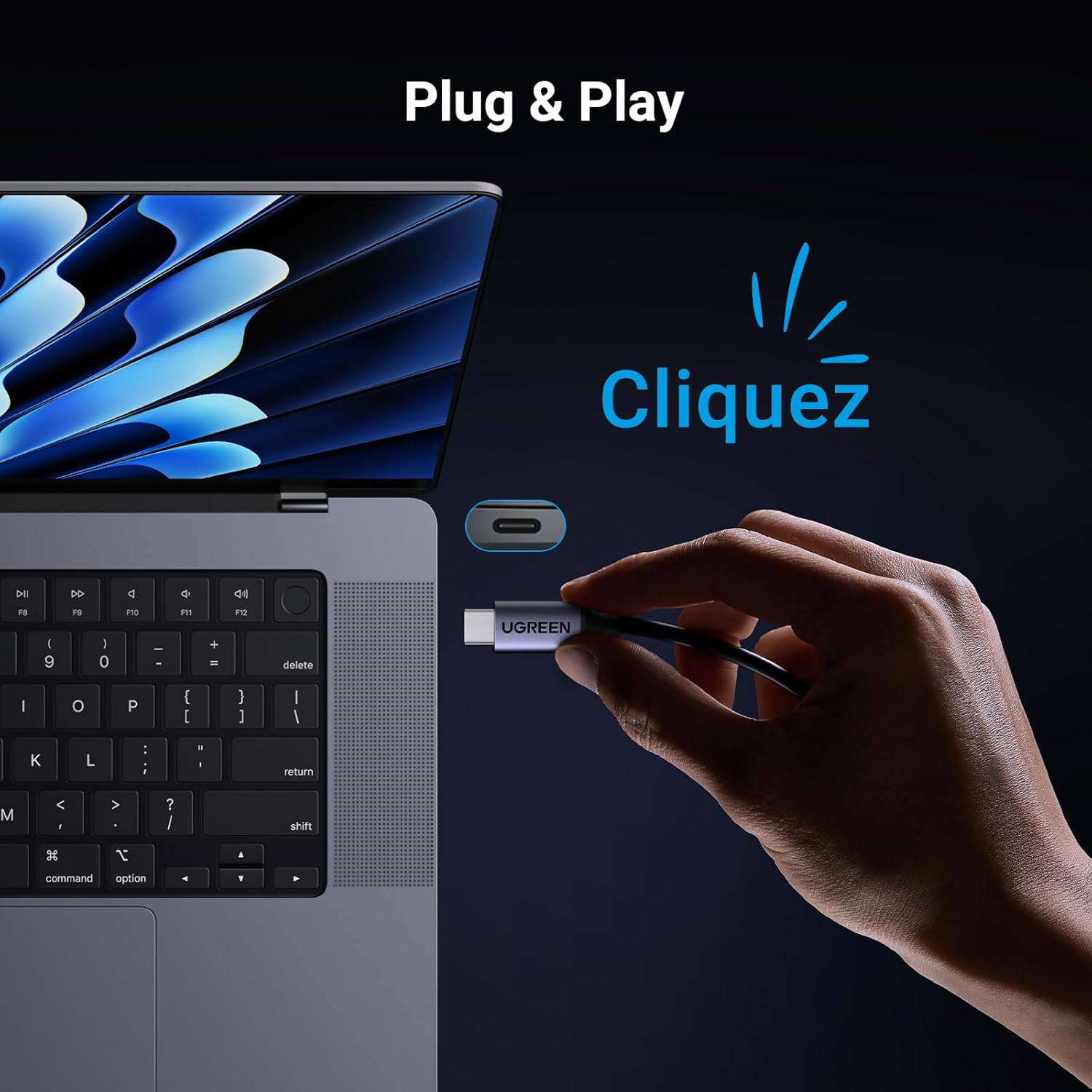 Рачно приклучување на UGREEN USB-C Ethernet адаптерот во USB-C портот на лаптопот.