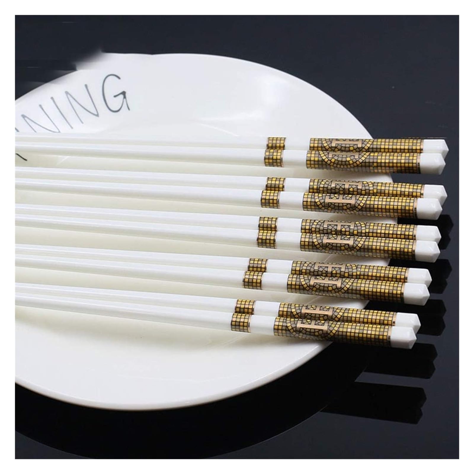Baguettes réutilisables, for sushis ou autres aliments de cuisine japonais, chinois et coréens, faciles à nettoyer, coffret cadeau en bois haut de gamme de 10 paires(E)