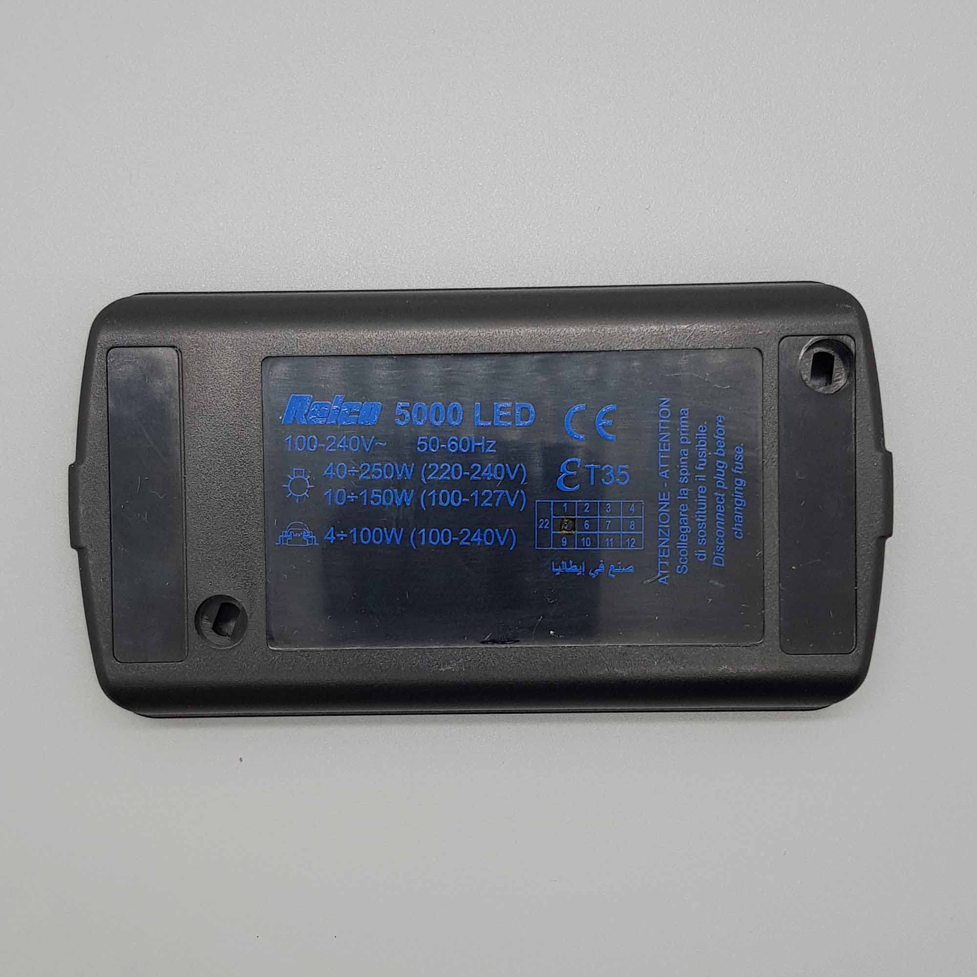 Elektronischer LED Schnurdimmer 4–100 W / 40–250 W Schwarz – RELCO RS7101 Universaldimmer mit Schieberegler und Aderendhülsen