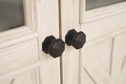 Miniatura 6 de Diseño de firma por Ashley Bolanburg - Soporte extra grande para TV, para televisores de hasta 72", 3 gabinetes, estantes de almacenamiento