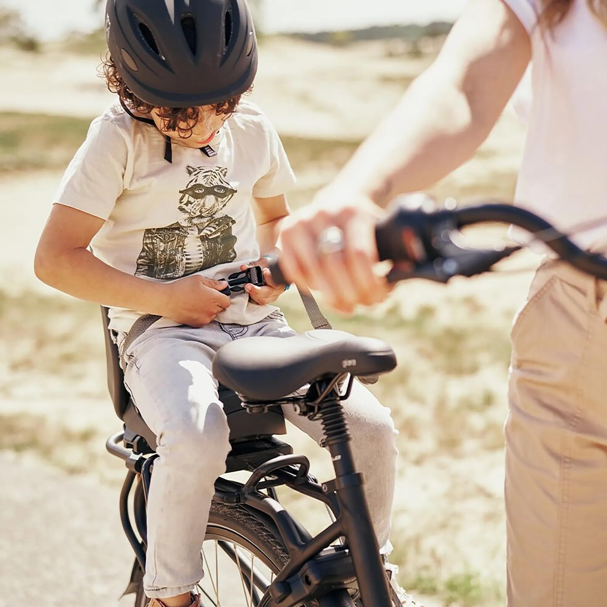 Siège de vélo Urban iki Junior – Montage sous Le Garde-Boue avec Serrure