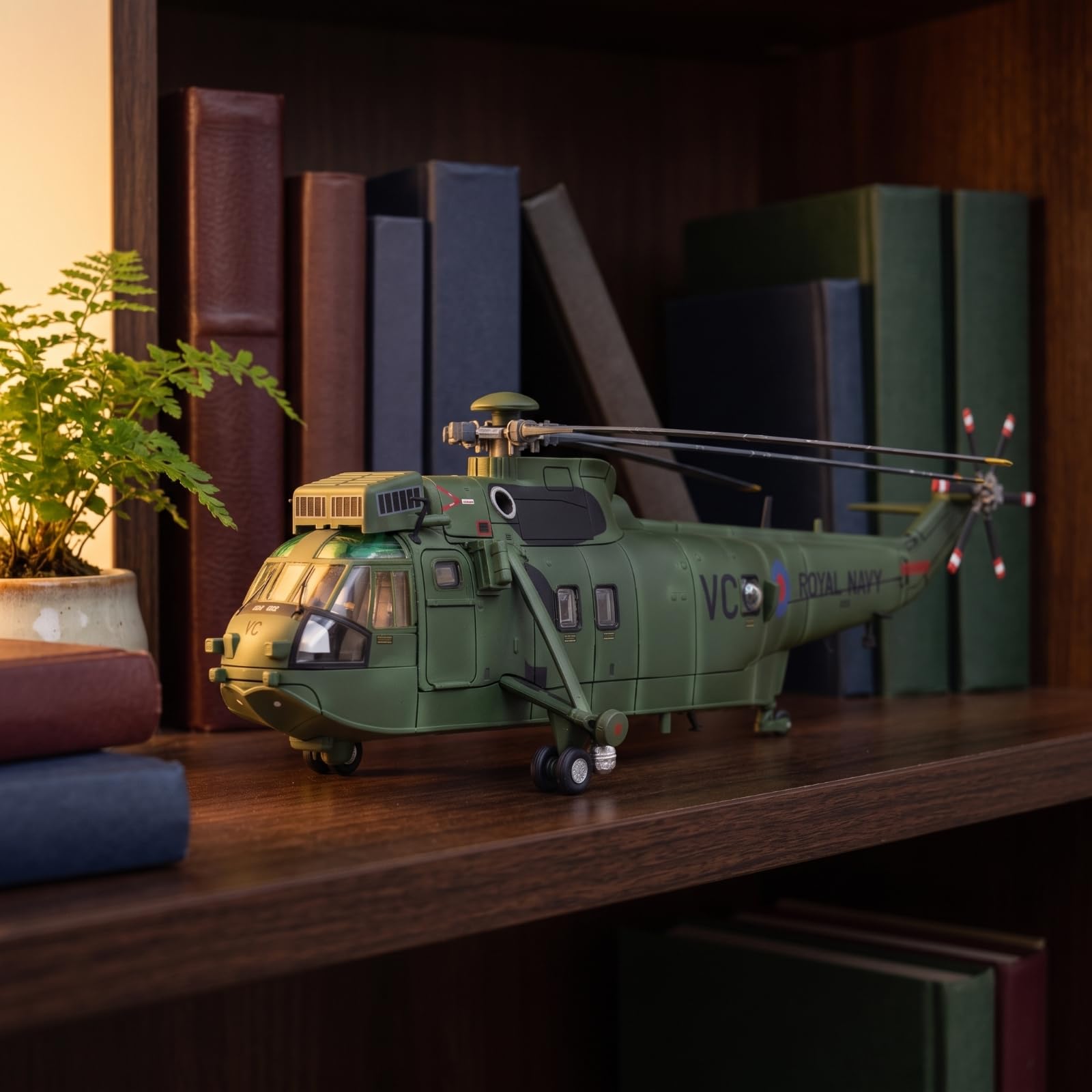 Marine-Hubschrauber Modell detailliert Sammelmodell militärisch Hubschrauber mit Rotorblättern für Sammler, Vitrine, Schreibtisch