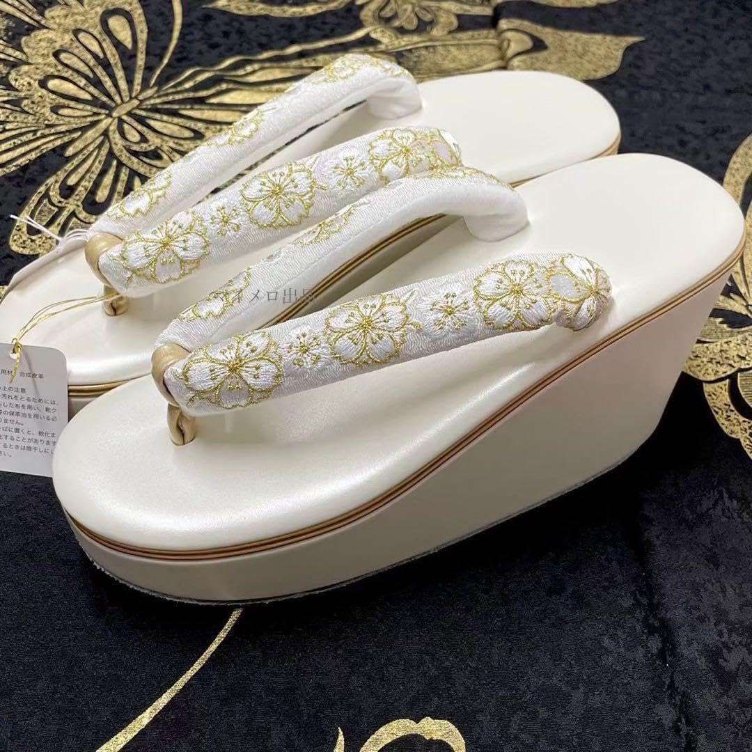 くる おき宗 和装用 バッグ草履 セット ゴールド くる おき宗 和装用 バッグ草履 セット ゴールド 買い付け店舗 【おき