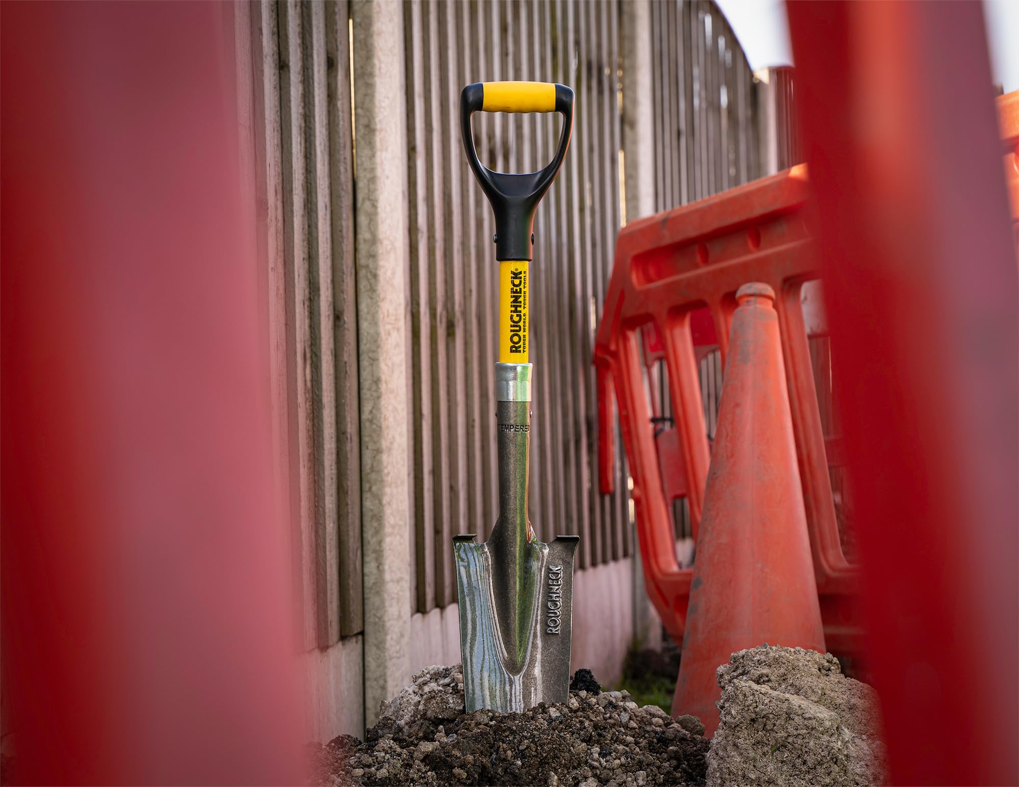 Pala per microdrenaggio Roughneck da 740 mm (29") – Lama lunga e tonda resistente per scavare trincee strette e profonde, canali e buche in spazi ristretti