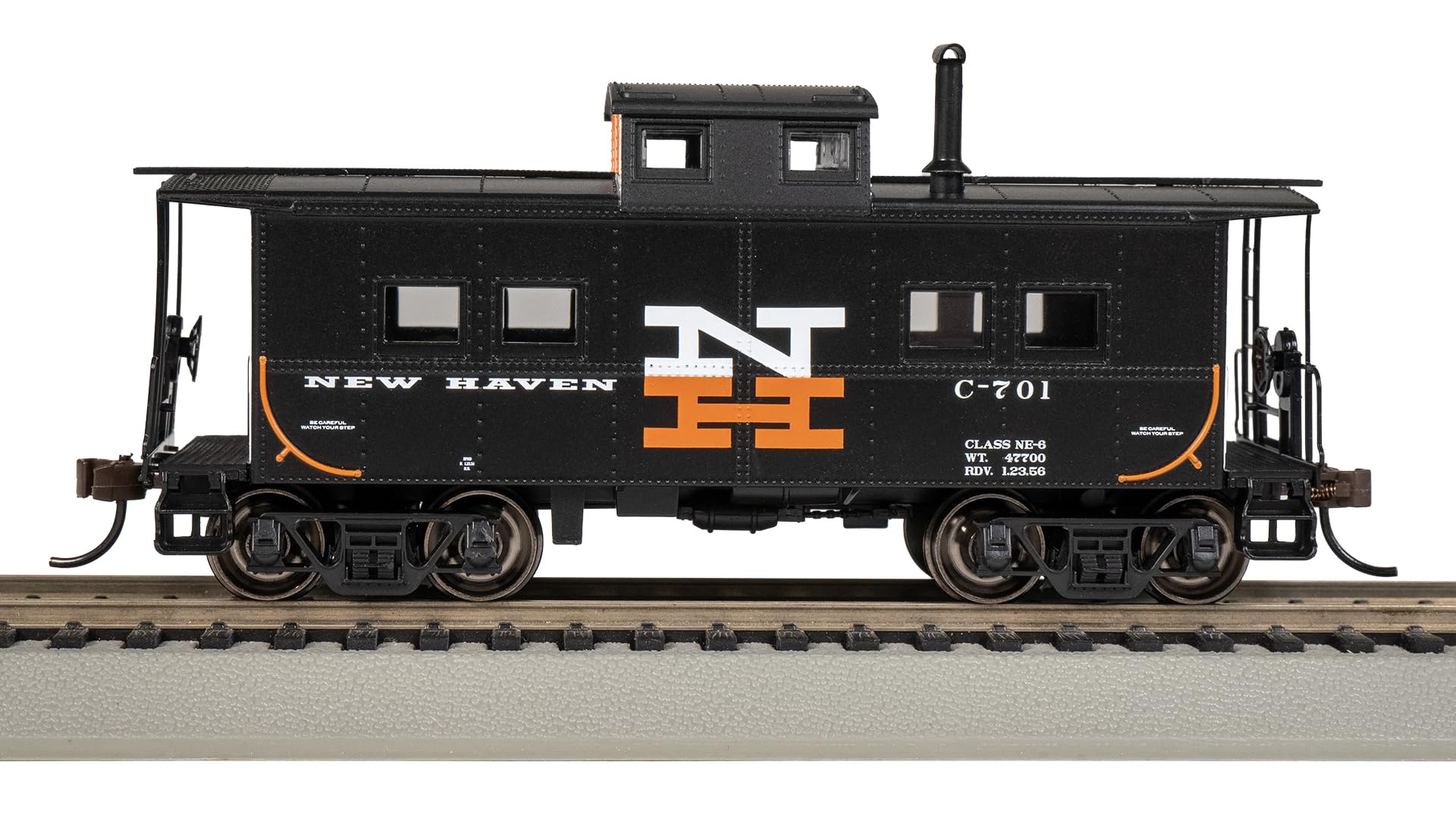 Bachmann Trains - Northeast Steel Caboose - New Haven #C-701 (McGinnis Scheme) - HO Scale