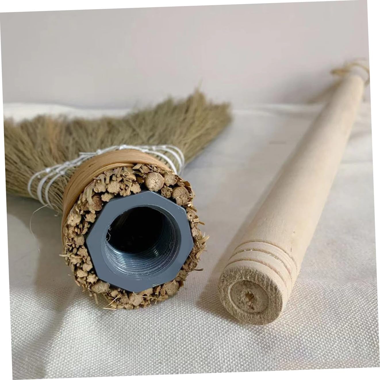 Hand Woven Detachable Broom 74cm Small Dust Brush Broom Straw Desktop Cleaning for Home and Farmhouse Use
