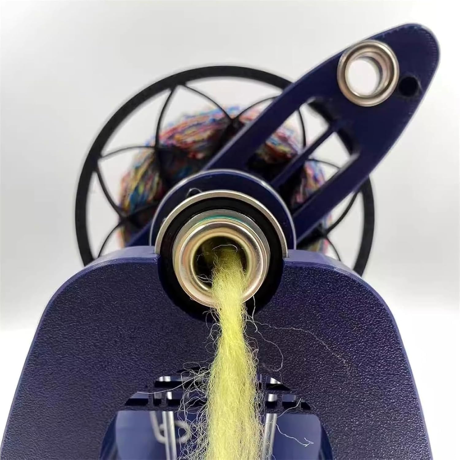 Filatore elettrico per filati, avvolgitore automatico con pedale e 3 bobine, ruota di filatura di lana, capacità 226,8 g, apertura 12 mm, velocità regolabile per torcere le fibre