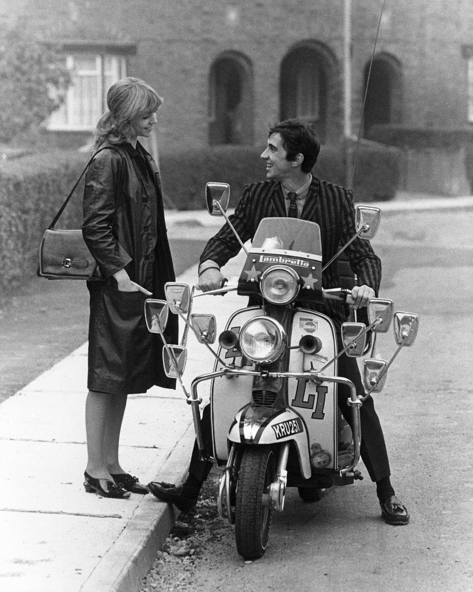 Worldphotographs Black Quadrophenia (1979) Phil Daniels, Leslie Ash 10X8 Photo