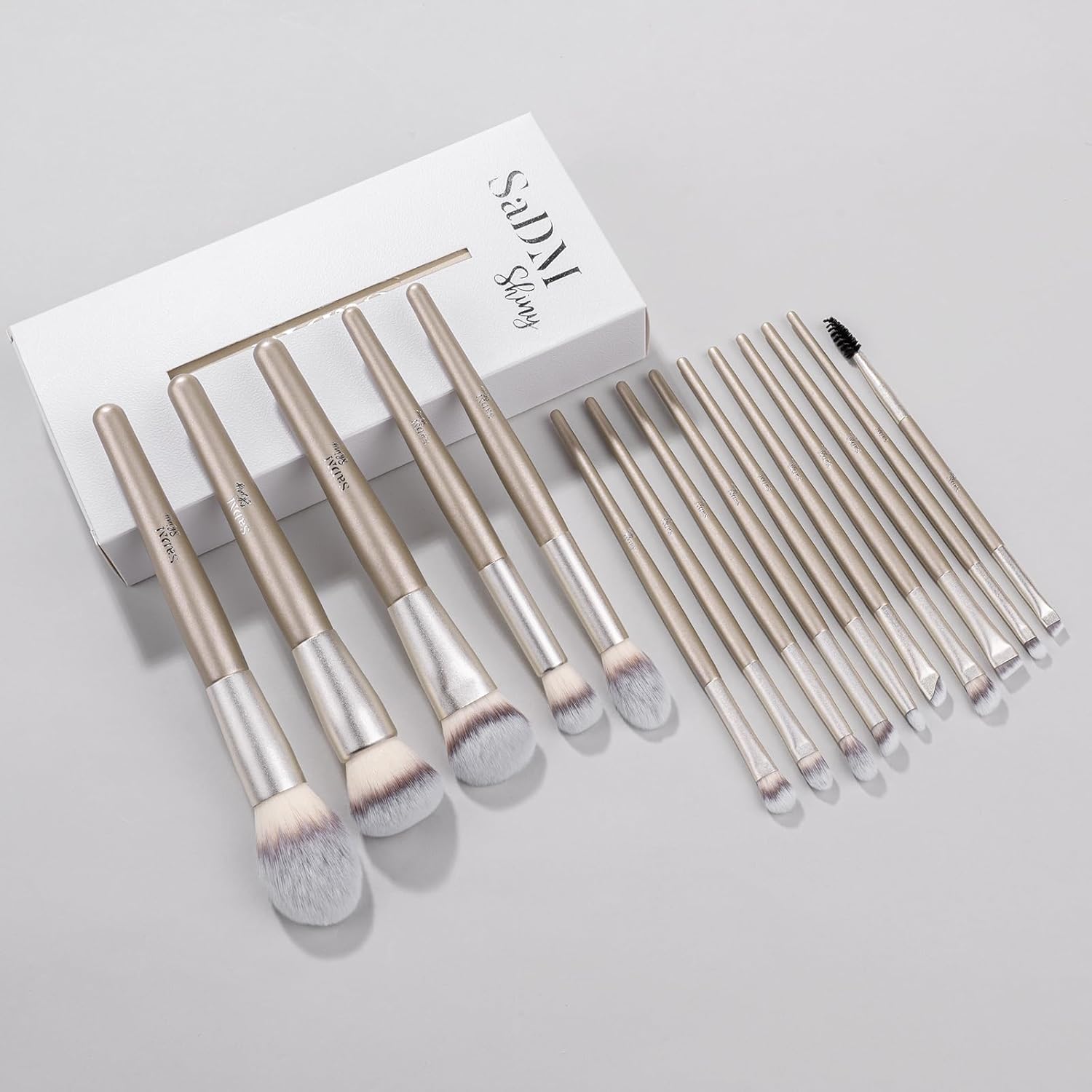 15 Pcs Makeup Brushes Set Vegan Foundation Concealers Blush Eyeshadow Eyeliner Powder Highlighter Blending Face Brush Set