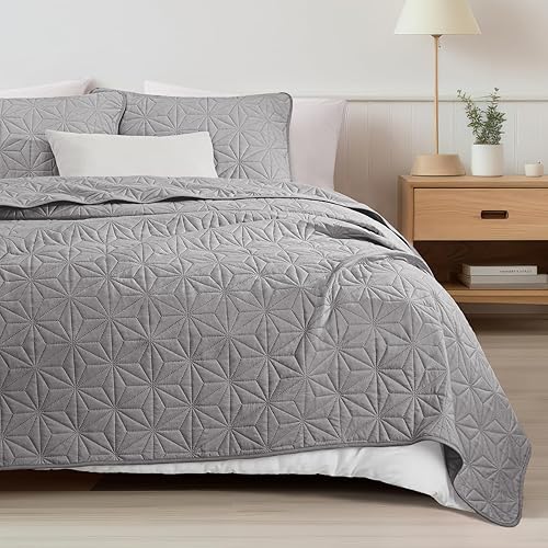Miniatura 7 de Juego de ropa de cama Whale Flotilla King, colcha suave gris claro, edredón tamaño King para todas las estaciones, 3 piezas de colcha reversible