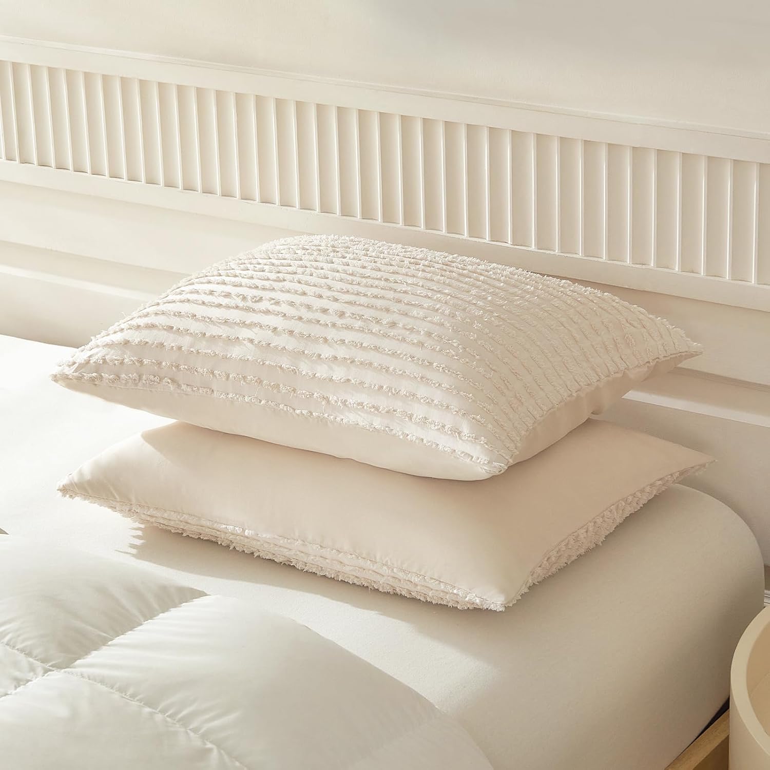 WARMDERN Beige Pillow Covers Queen Standard Pillow Cases Soft Microfiber Pillow Cases Set of 6 Boho Textured Pillowcase with Envelope Closure(Beige, Queen/Standard, 6 Pack)