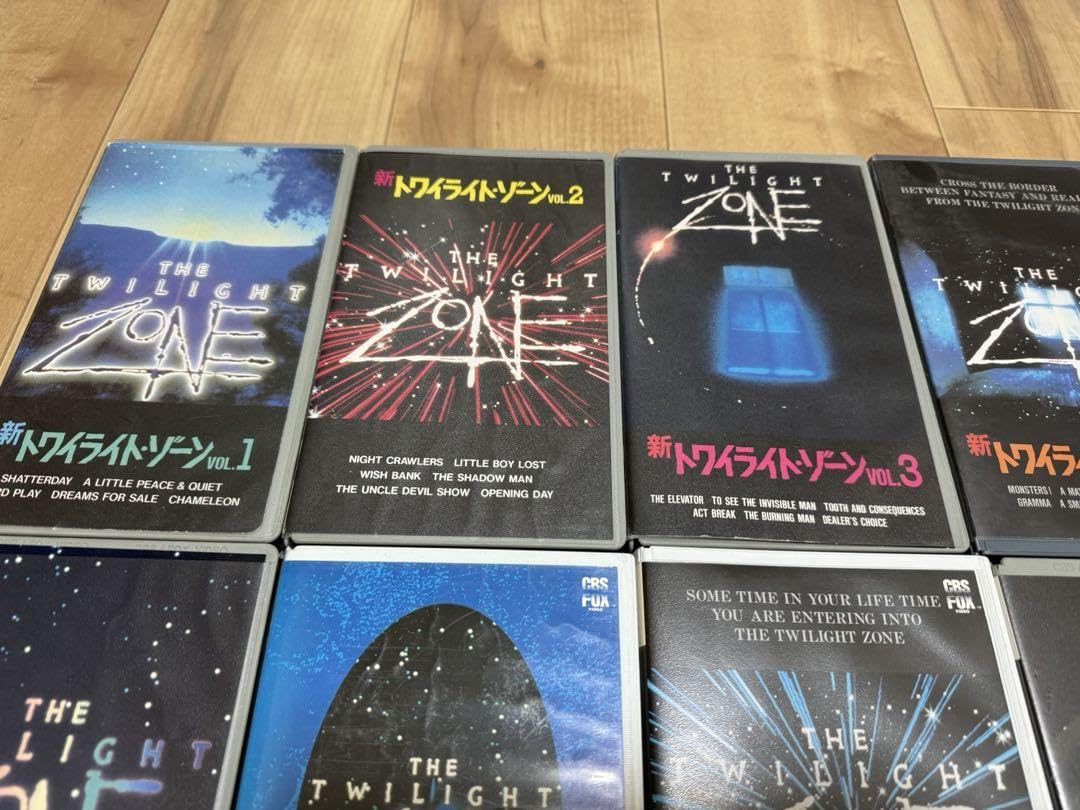 Amazon.co.jp: レアVHS貴重○新トワイライト・ゾーン全12巻セット