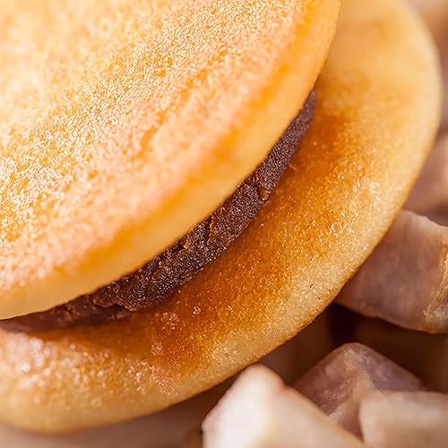 Miniatura 5 de TXDYNLLK Dorayaki - Panqueques de pasta de frijoles rojos, dulces asiáticos tradicionales y dulces, paquete de 10 delicias de postres japoneses para