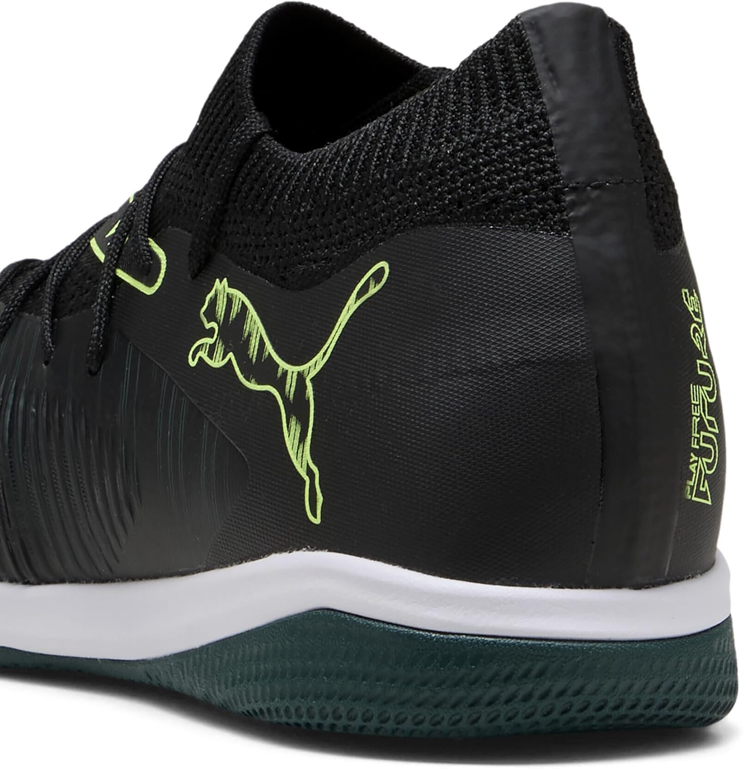 PUMA Unisex-Adult Football Soccer Shoe