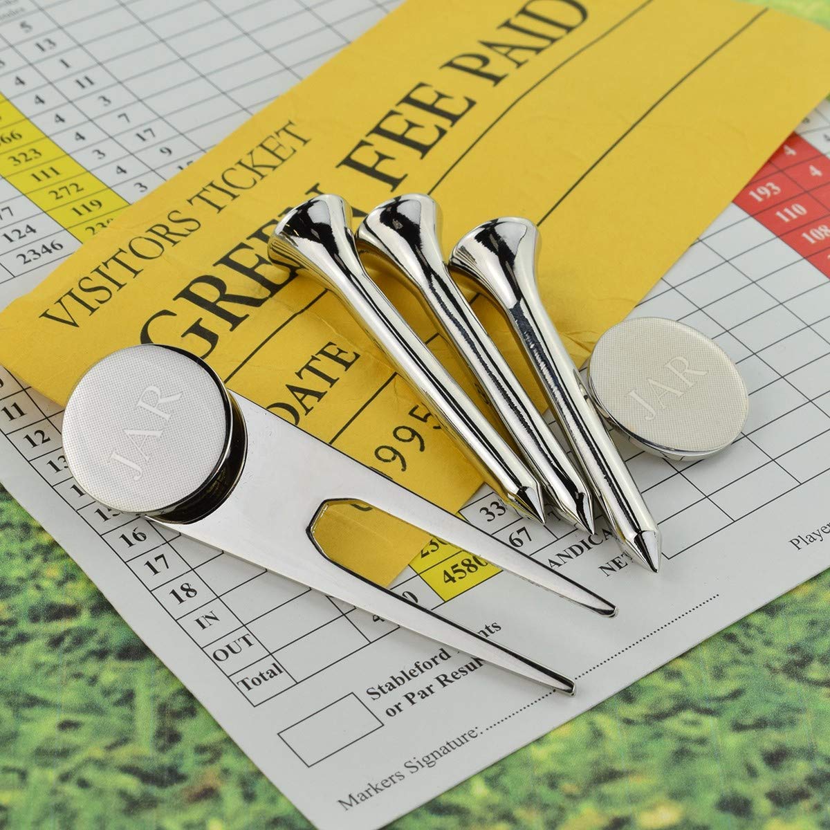 Gtr-Prestige Giftware Silver Personalised Engraved Hatched Design Golf Gift Set With Initials On Markers And Tees In A Gift Box