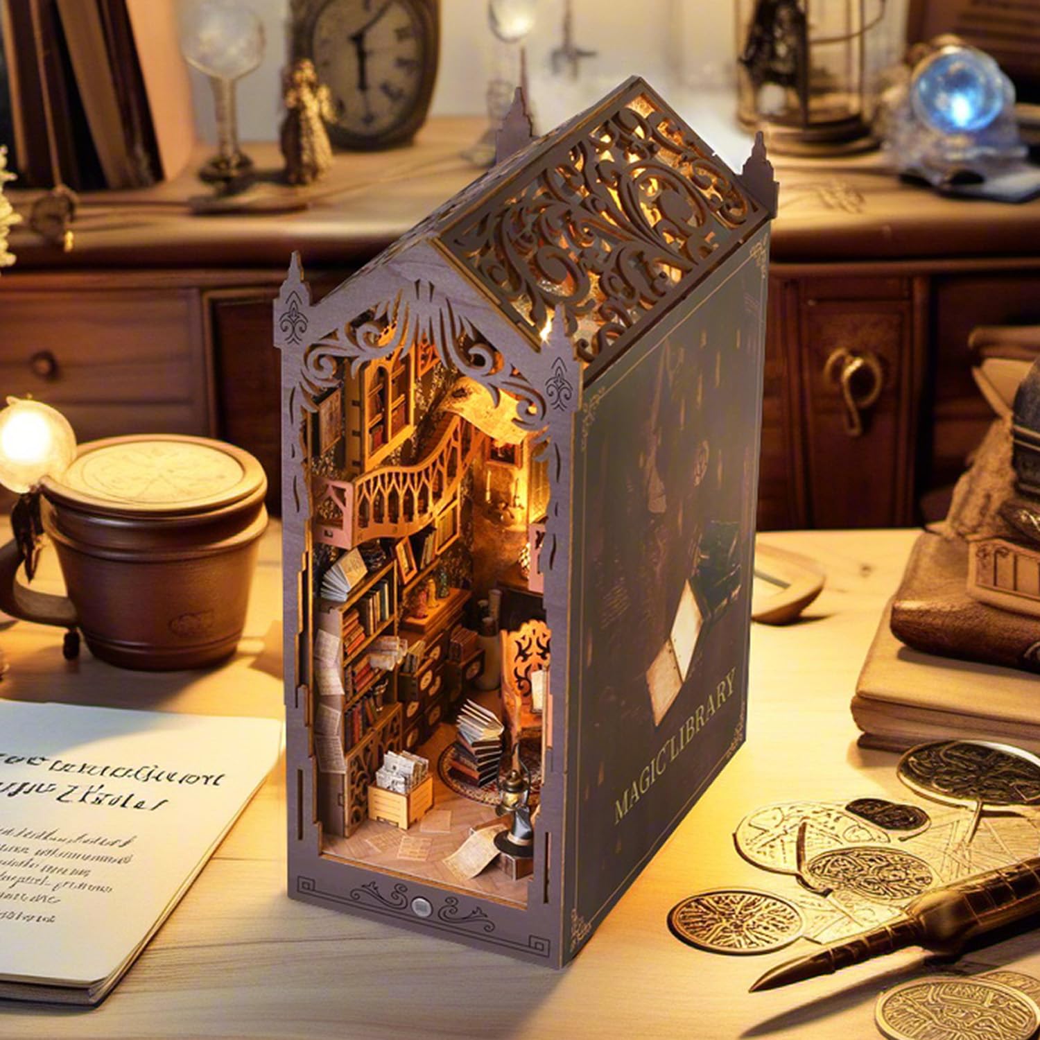 shrike book nook, DIY Magical World Book Nook Kit & Dollhouse Craft Kits für Erwachsene DIY Miniature House mit Licht, 3D Puzzle Buchstützen aus Holz, Kreative Geschenkdekoration für Erwachsene ab 14+
