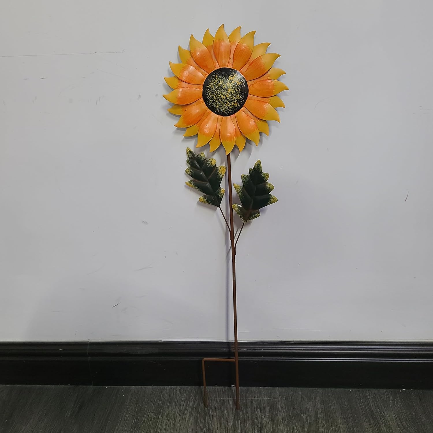 Grassupp Garden stakes of metal – Vibrant sunflowers, premium metal construction, easy installation, sturdy and reliable.