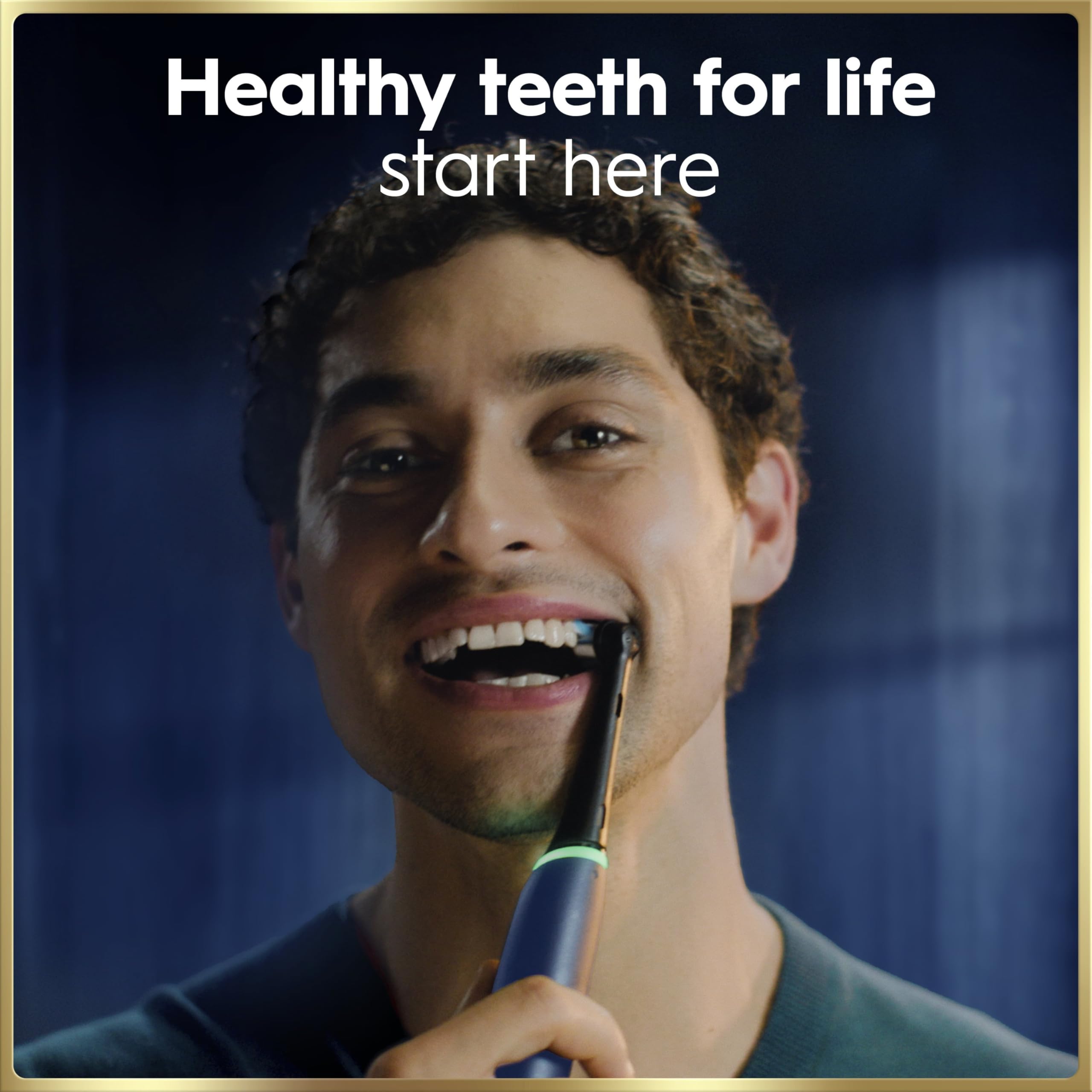Oral-B iO9 Genius cepillo de dientes eléctrico en azul con bolsa de viaje recargable, pantalla interactiva, ajuste automático y sensor de encías