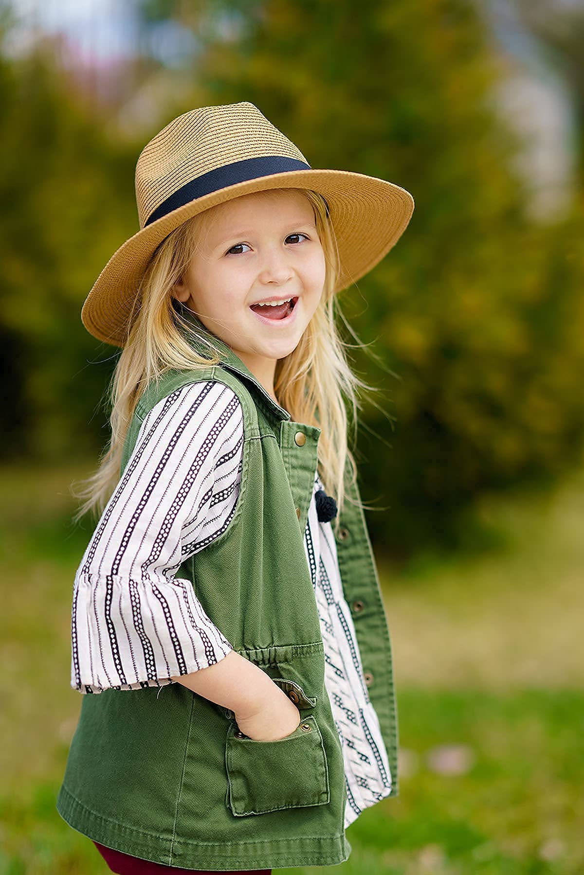 Chapeau de paille pour filles et garçons - Chapeau de soleil - Chapeau de soleil d'été à large bord - Fedora Panama pour enfants (5-9 ans)