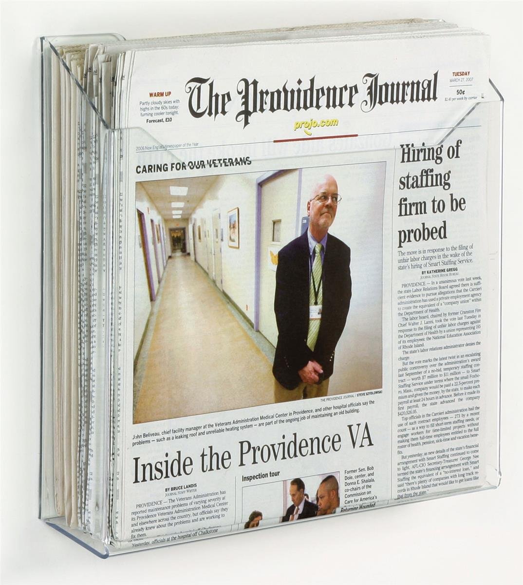 Wooden Mallet 12-Magazine/24-Brochure Divulge Wall Display with Brochure Inserts, Medium Oak