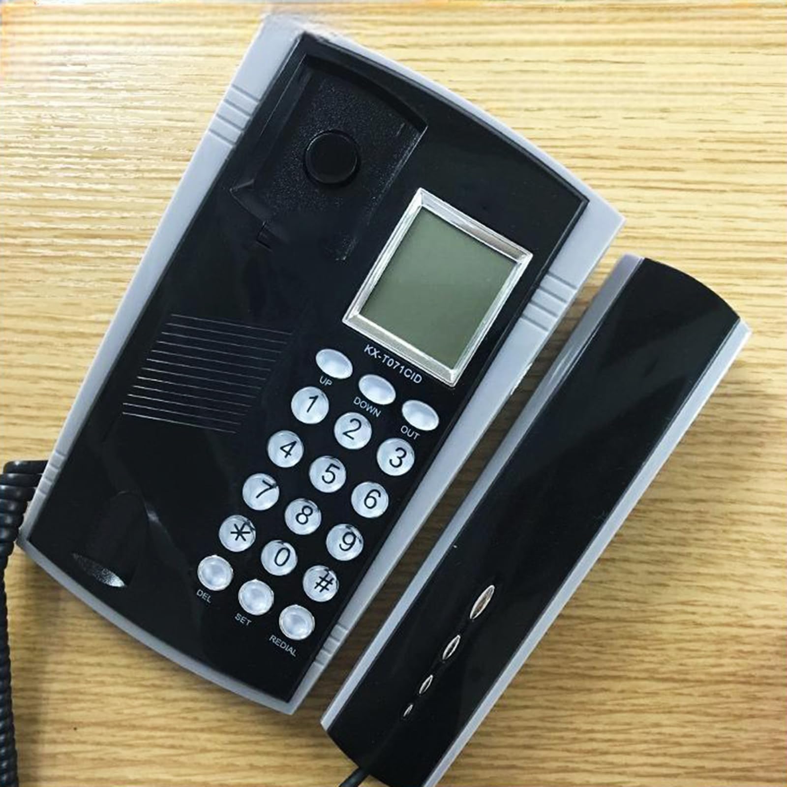 KX~071 - Telefono con cavo con display LCD, supporto da parete per telefono fisso e telefoni da tavolo, display LCD e Redail