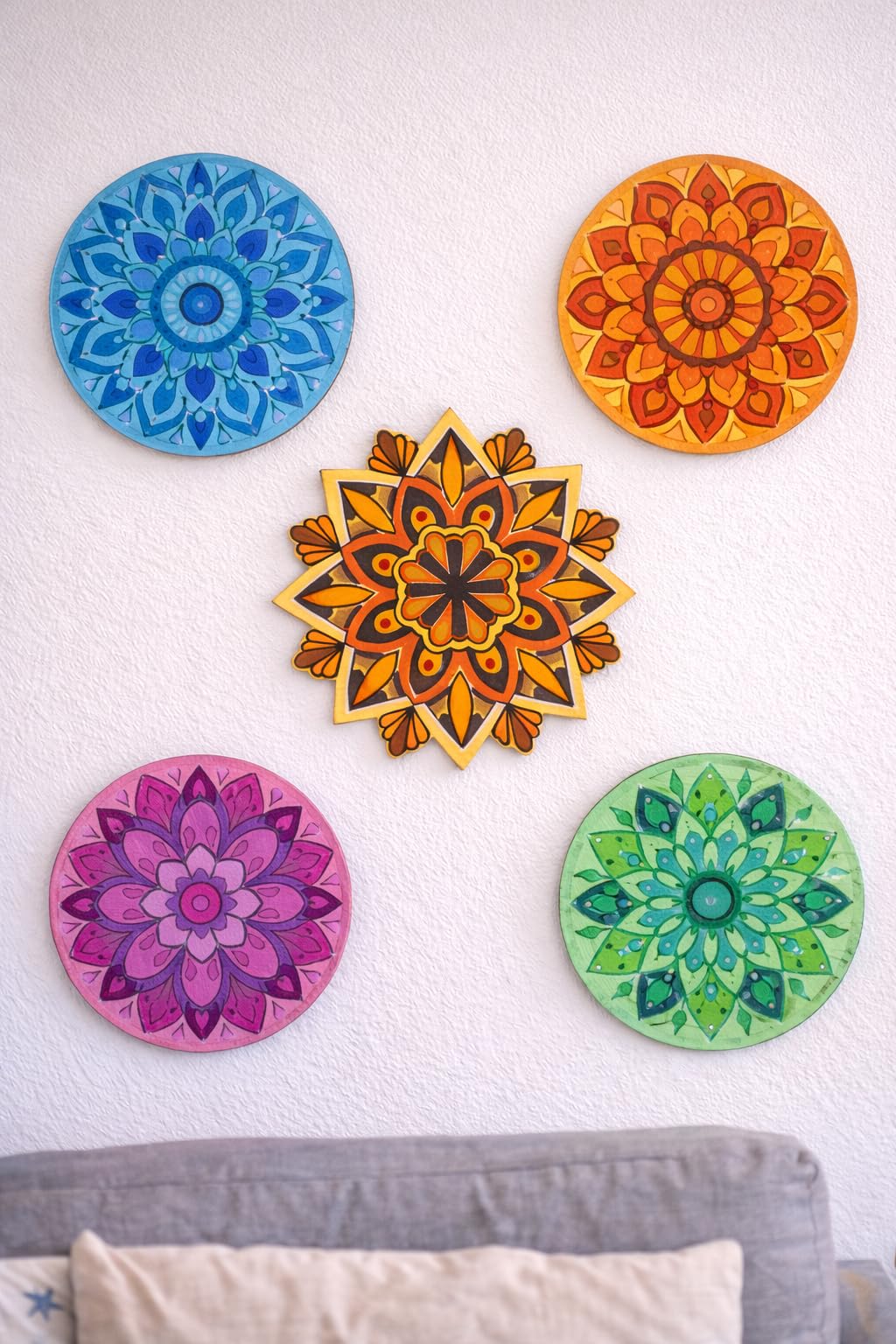 Mandalas de Madera para Pintar – Set de 7 Mandalas 20 cm con Rotuladores Acrílicos – Kit de Manualidades y Decoración Creativa