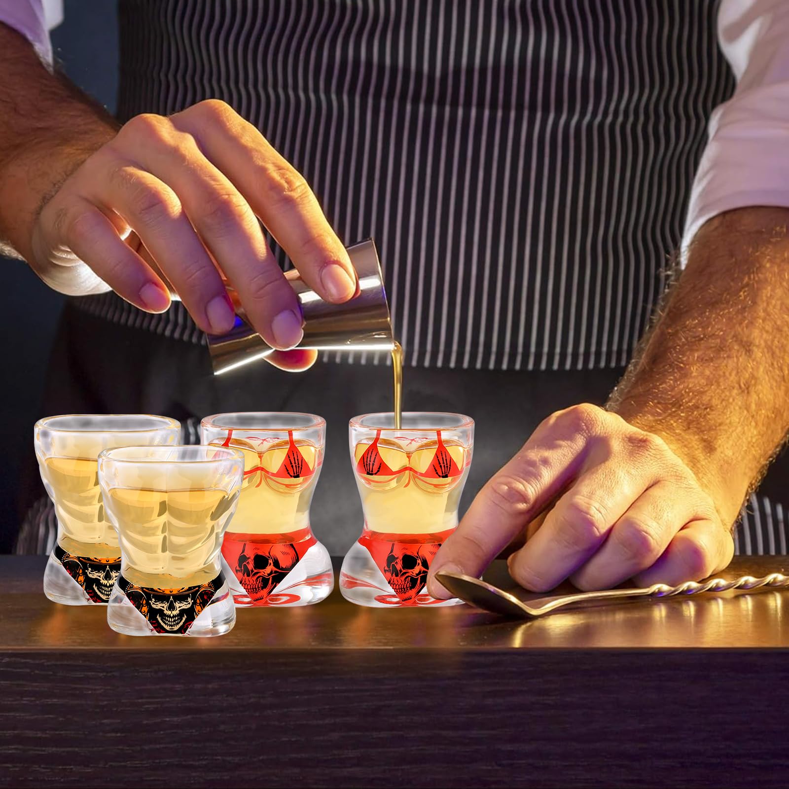 Bicchierini da Shot in Vetro Muscle Man & Bikini, Design Personalità Teschio, Set di 4 con Scatola Regalo con Logo, Base Pesante da 30ml, per Shot Alcolici, Vodka, Espresso, Tequila e Dessert