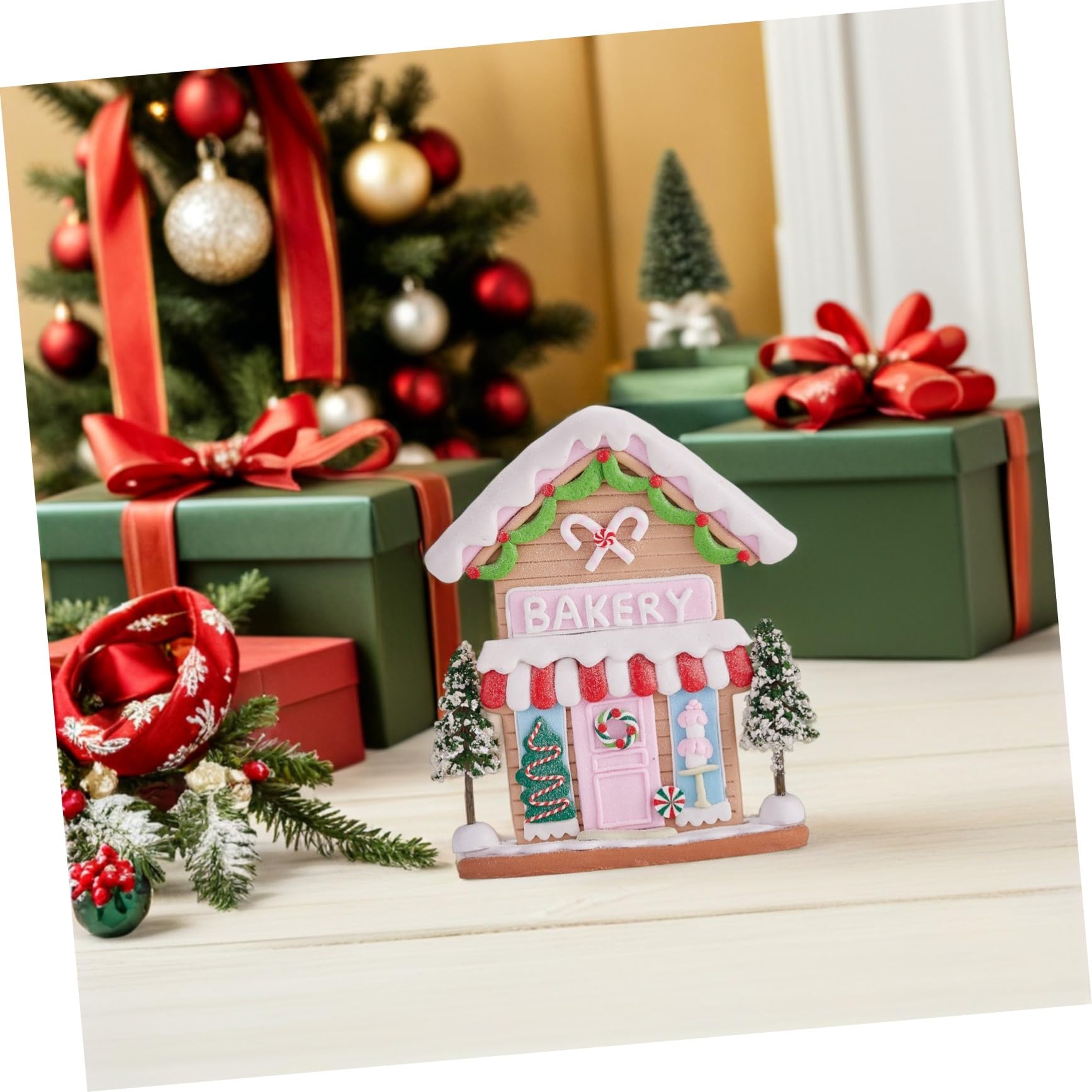 Casa de Jengibre de Arcilla para Navidad Adorno Único de Escultura Artesanal Casa Invernal con Detalles Pintados Mano Decoración Festiva para Fiesta y Hogar