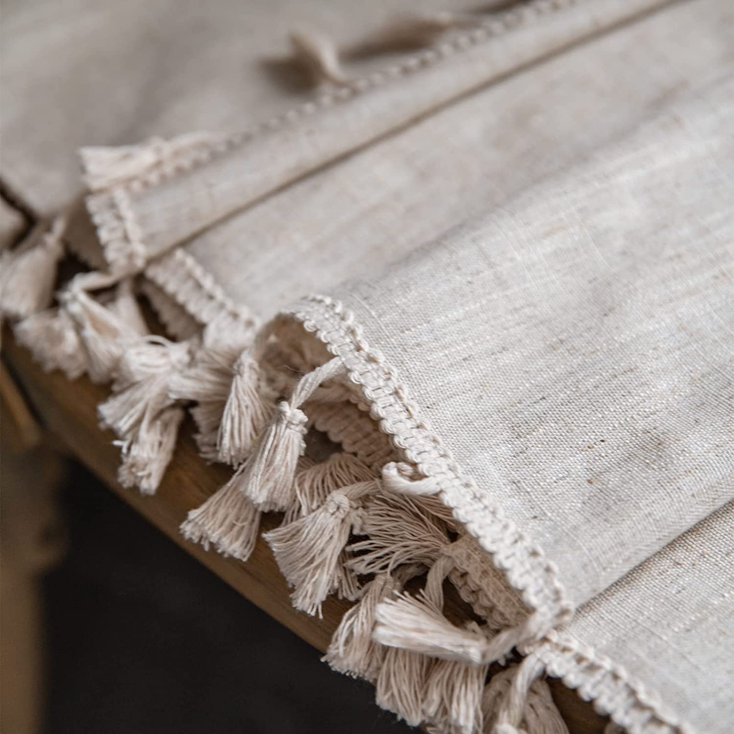 Sutuo Home - Rideau bohème semi-occultant avec pompons faits à la main et passe-tringle, à motif de jute texturé et chic - pour salon - 1 panneau de 150 x 274 cm (l x L) (aspect lin naturel)