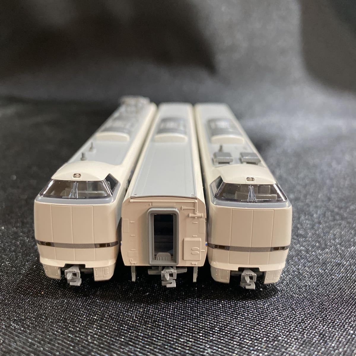 Amazon | 希少 KATO しらさぎ 10-299 683形 動力付き 3両増結セット