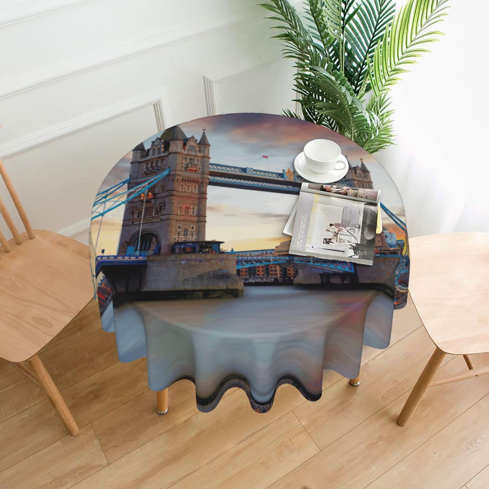 Uusnwaa Old Tower Bridge Print Round Tablecloth 60 Inch, Stain Wrinkle Resistant Washable Polyester Table Cover For Kitchen Party