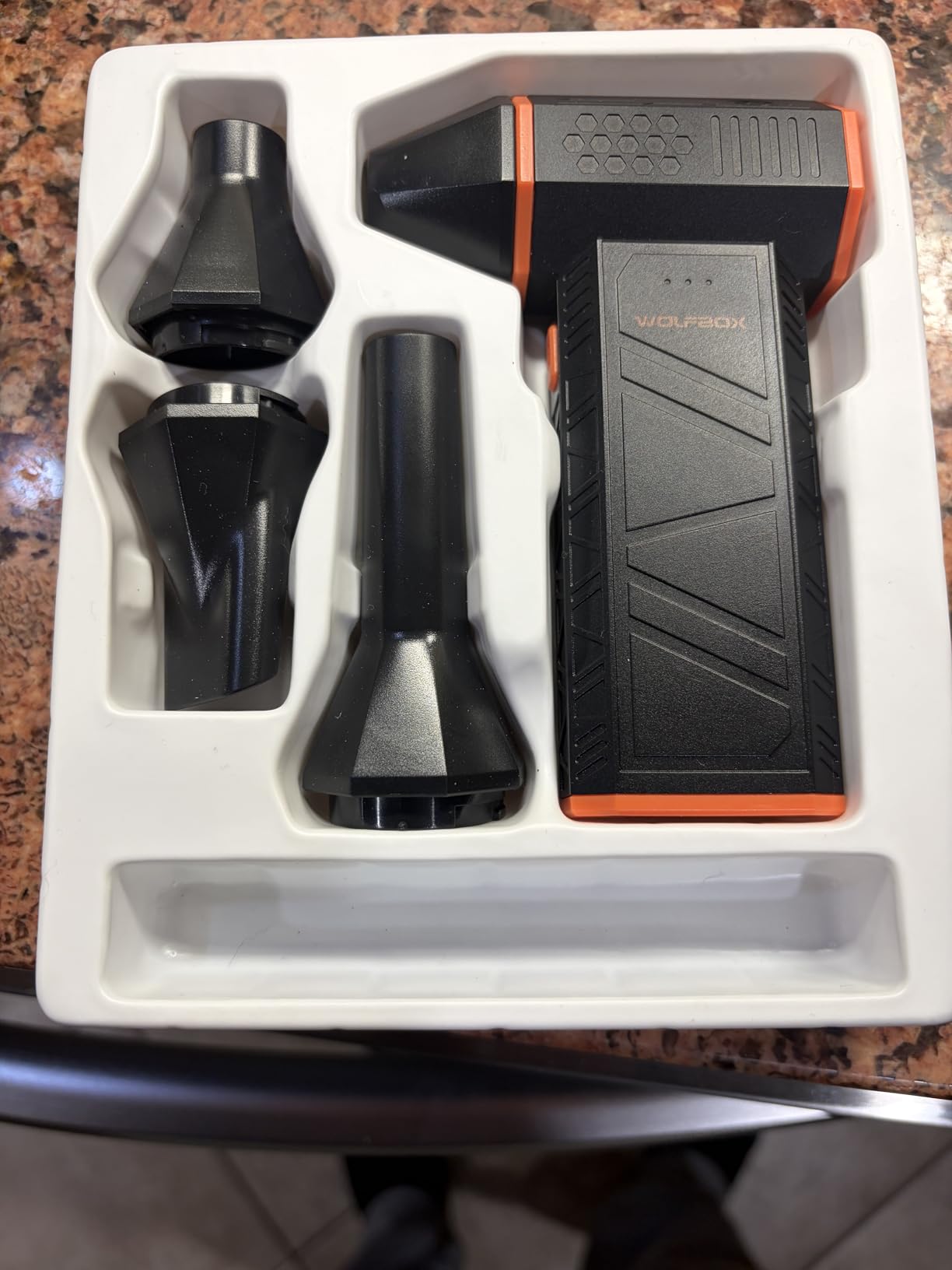 WOLFBOX MF50 Compressed Air Duster-110000RPM Super Power Cordless Air Duster, 3-Gear Adjustable Mini Blower with Rechargeable Battery, Dust Blower for Computer, Keyboard, House, Outdoor and Car photo review