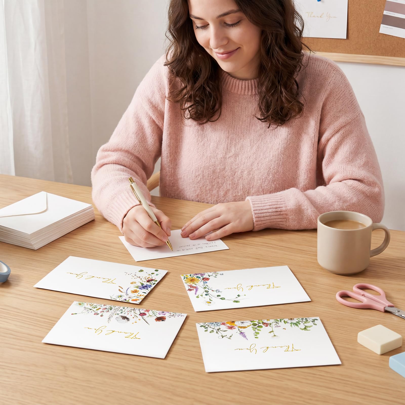 Crisky 4 tarjetas de agradecimiento surtidas de 4 x 6 pulgadas con sobres (paquete de 100) con sobres blancos para manualidades y calcomanías, tarjetas de felicitación a granel, flores silvestres de