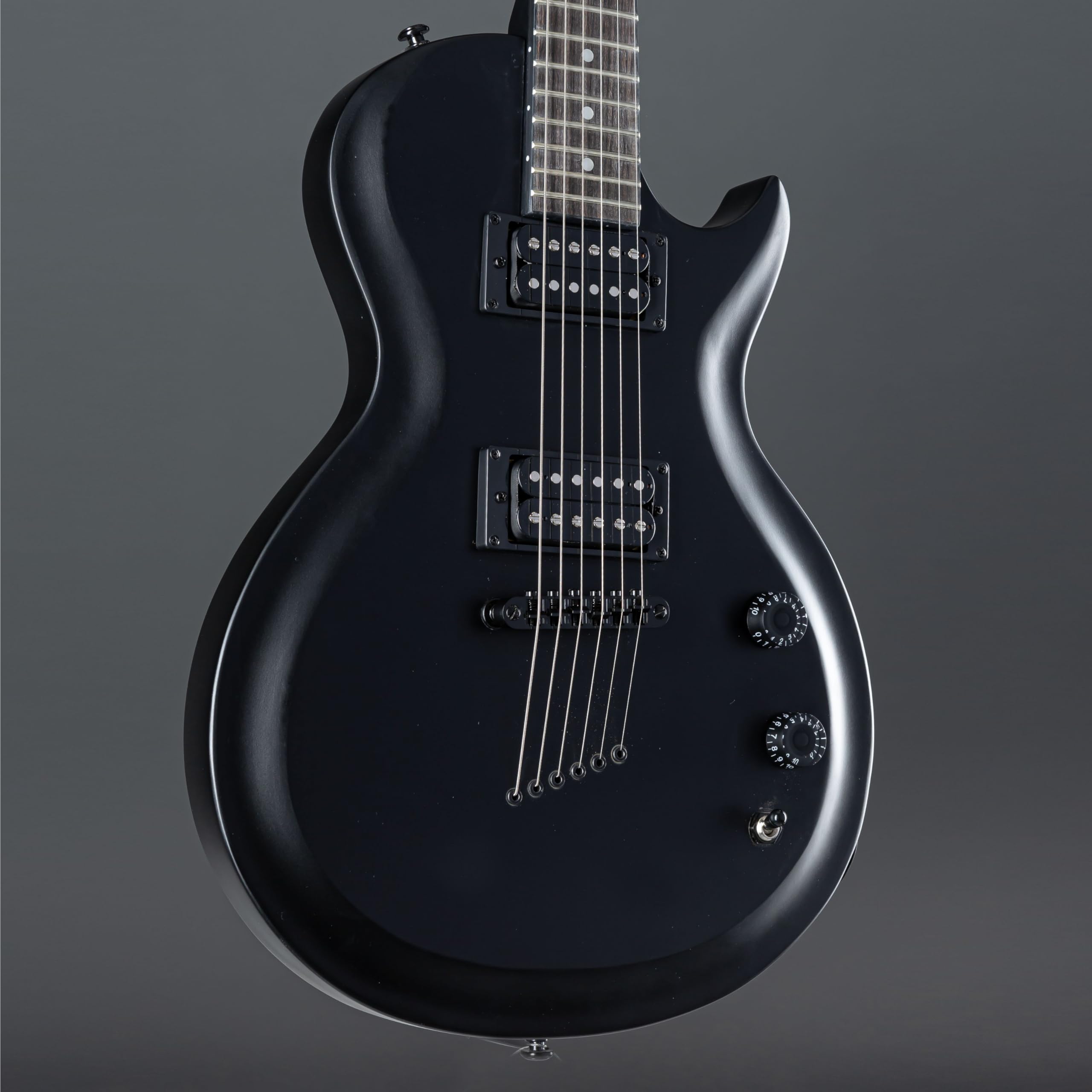 J & D M8B E-Gitarre, Single Cut, Mattschwarz, Humbucker Tonabnehmer, Tune-o-Matic Brücke, 22 Bünde