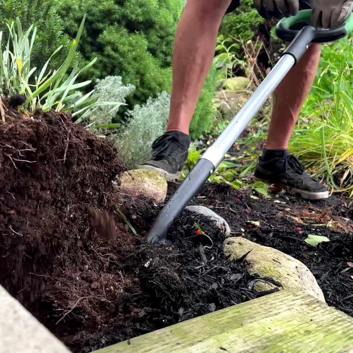 Hammersmith RayzerShovel - Das Original aus dem TV - Spaten mit Wurzelsäge für Harte, steinige Böden - Breite Trittkante – Gartenspaten – Gärtnerspaten