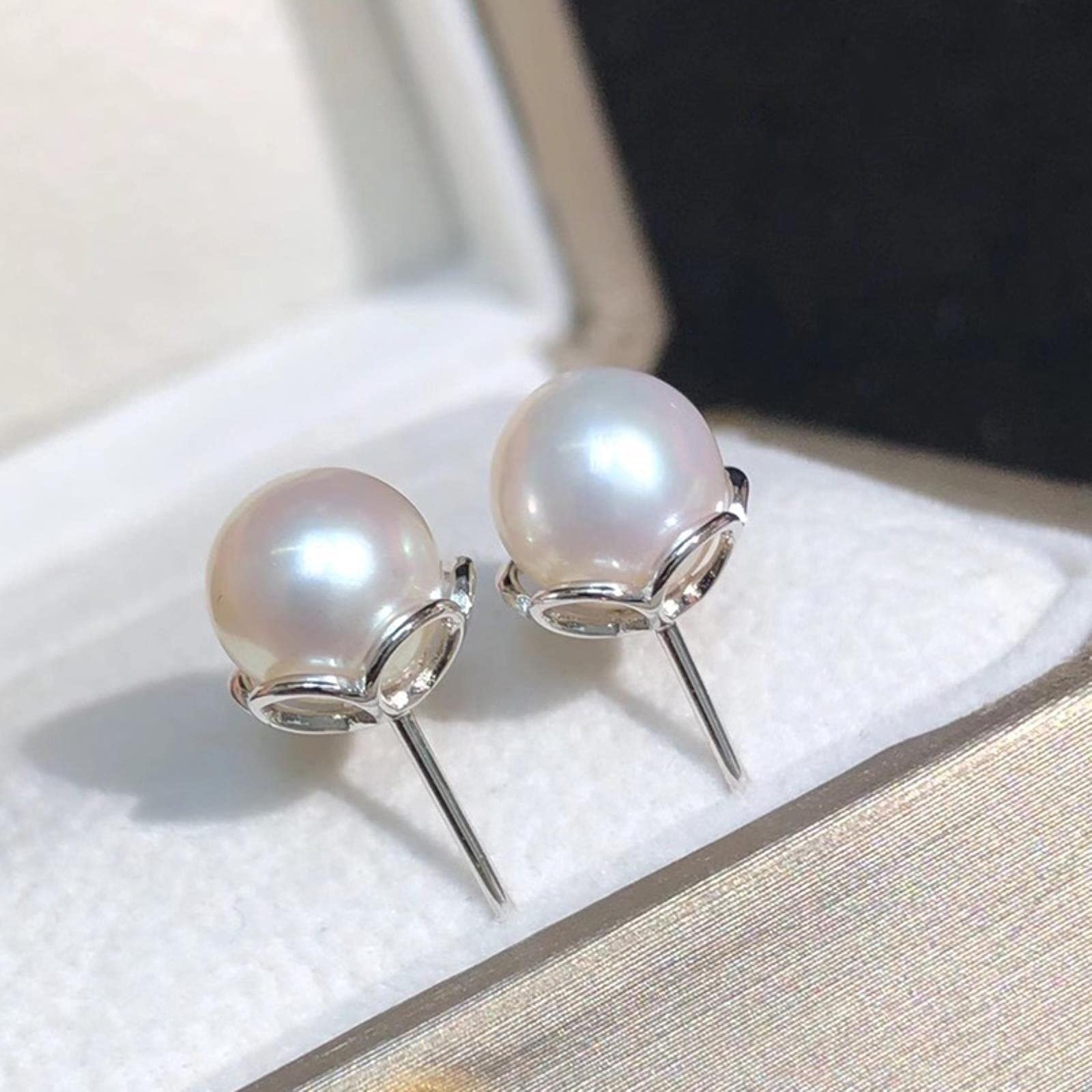 LOKILOKI Orecchini con Perle d'Acqua Dolce Naturali Rotonde da 7-8 Mm per Orecchini da Donna in Argento Sterling 925