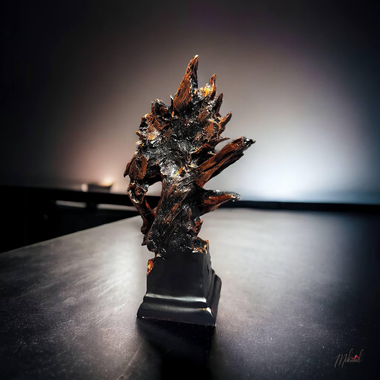 El acosador feroz (15.7 pulgadas, busto de animal, decoración de oficina, decoración del hogar, estatua hecha a mano, escultura de lobo) diseños - BTC0115