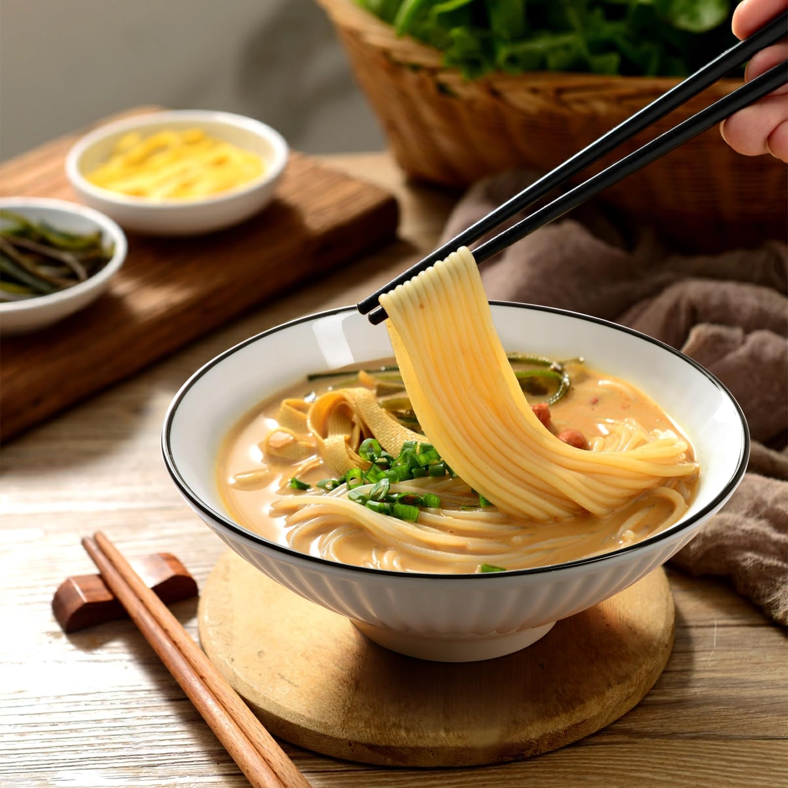 Set 4 Ciotole Pasta In Ceramica - 20cm, 600ML, Bianche Con Bordo Nero, Microonde E Lavastoviglie - Foto 6