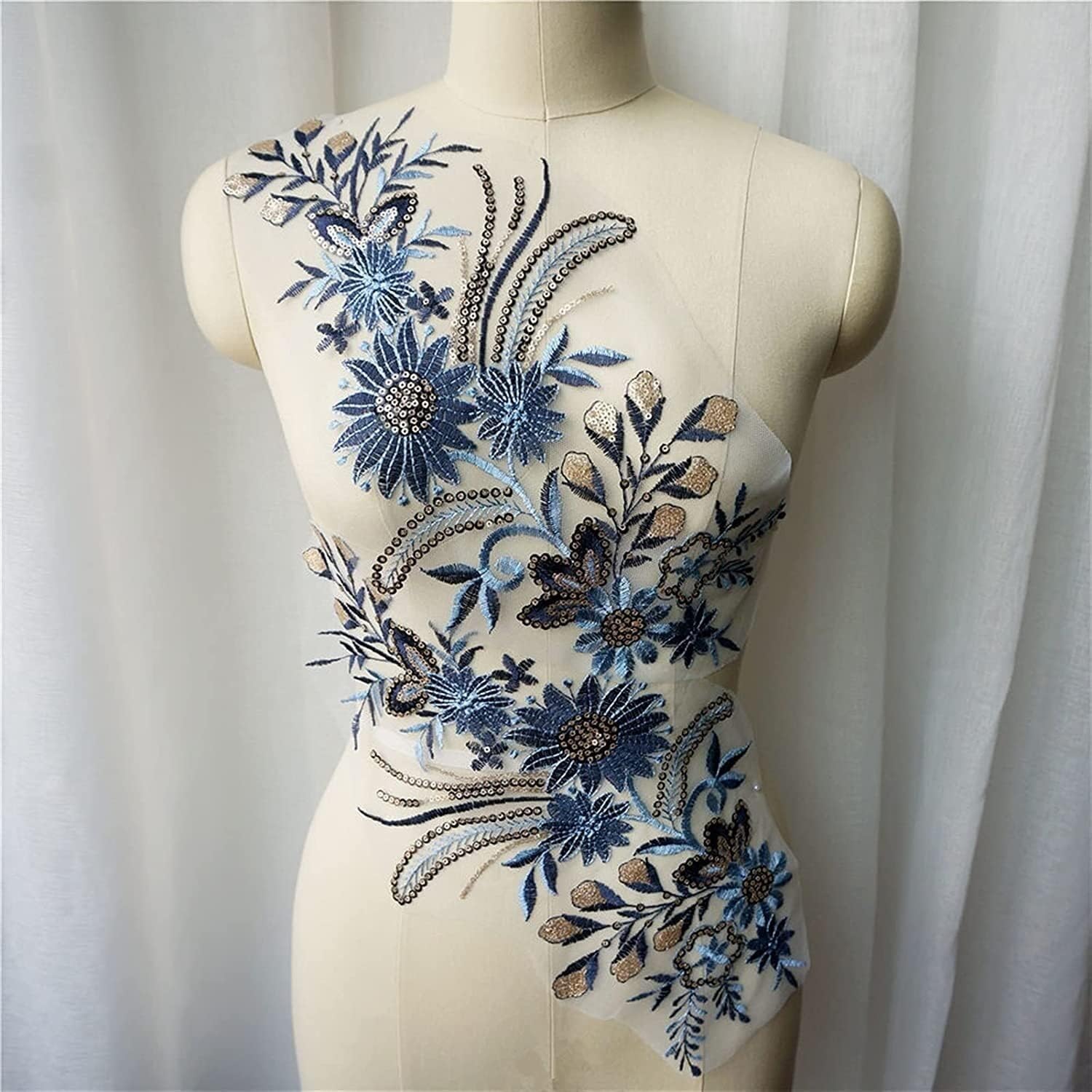 GIVBRO Kant Applique Pailletten Geborduurde Patches Naaien Craft Bruiloft Bruids Jurk Cheongsam Kleding Diy Kostuum 1 Pc GIVBRO Kant Applique Pailletten Geborduurde Patches Naaien Craft Bruiloft Bruids Jurk Cheongsam Kleding Diy Kostuum 1 Pc