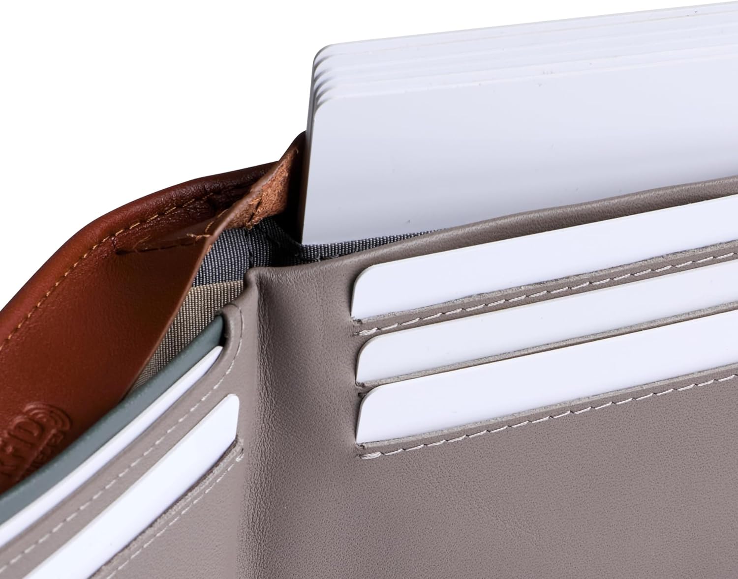 Bellroy Hide & Seek Wallet (Slim Leather Bifold Design, RFID Protected, Holds 5-12 Cards, Coin Pouch, Flat Note Section, Hidden Pocket) - Image 6