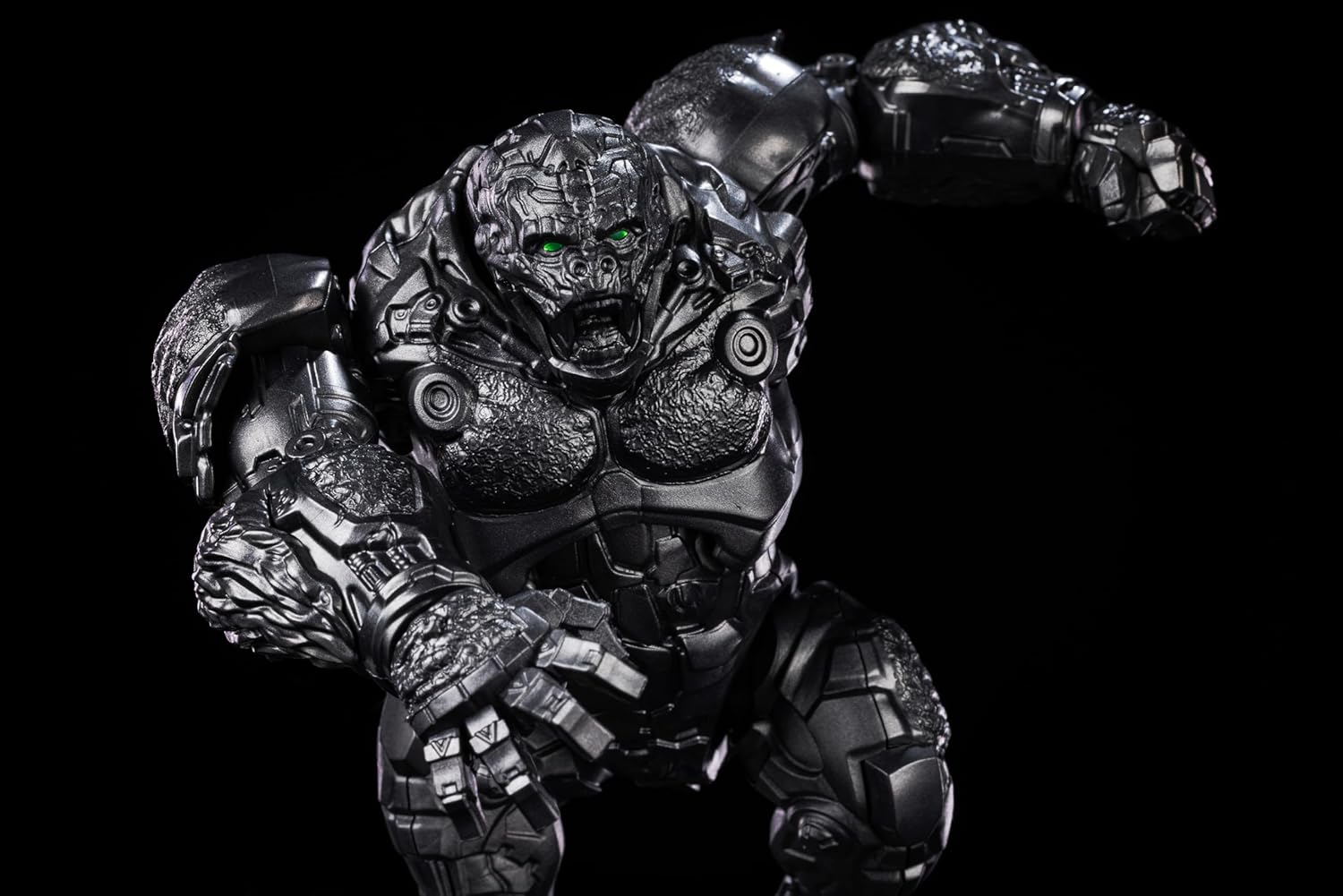 Transformers Classic Class|Optimus Primal Beast|Model Kit for Ages 12+ | Collectible Action Figure Building Set | Toy Gift for Kids & Adults