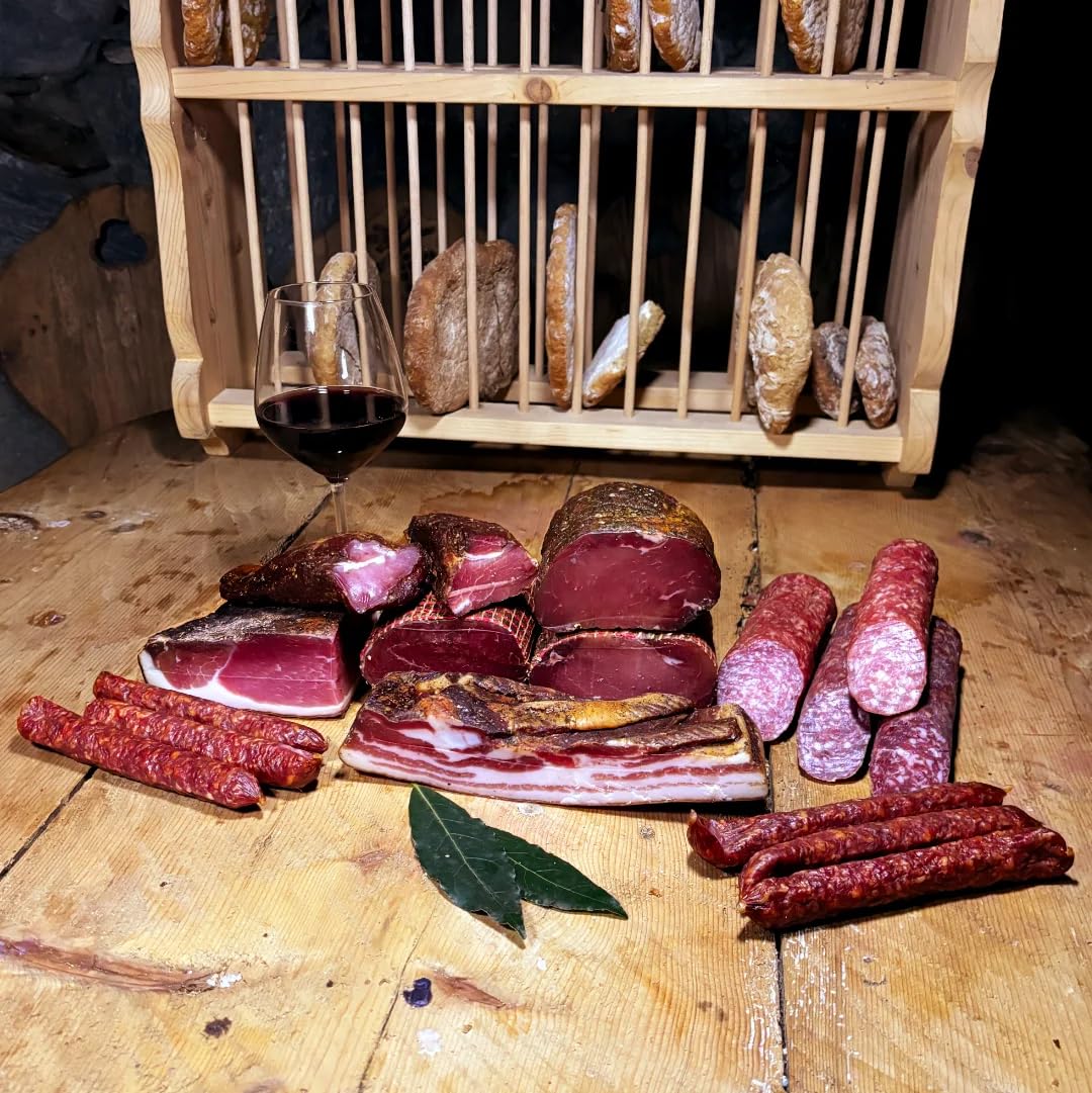 Stuben Degustationspaket – Südtiroler Spezialitäten Paket – Speck, Salami, Kaminwurzen handwerklich hergestellt
